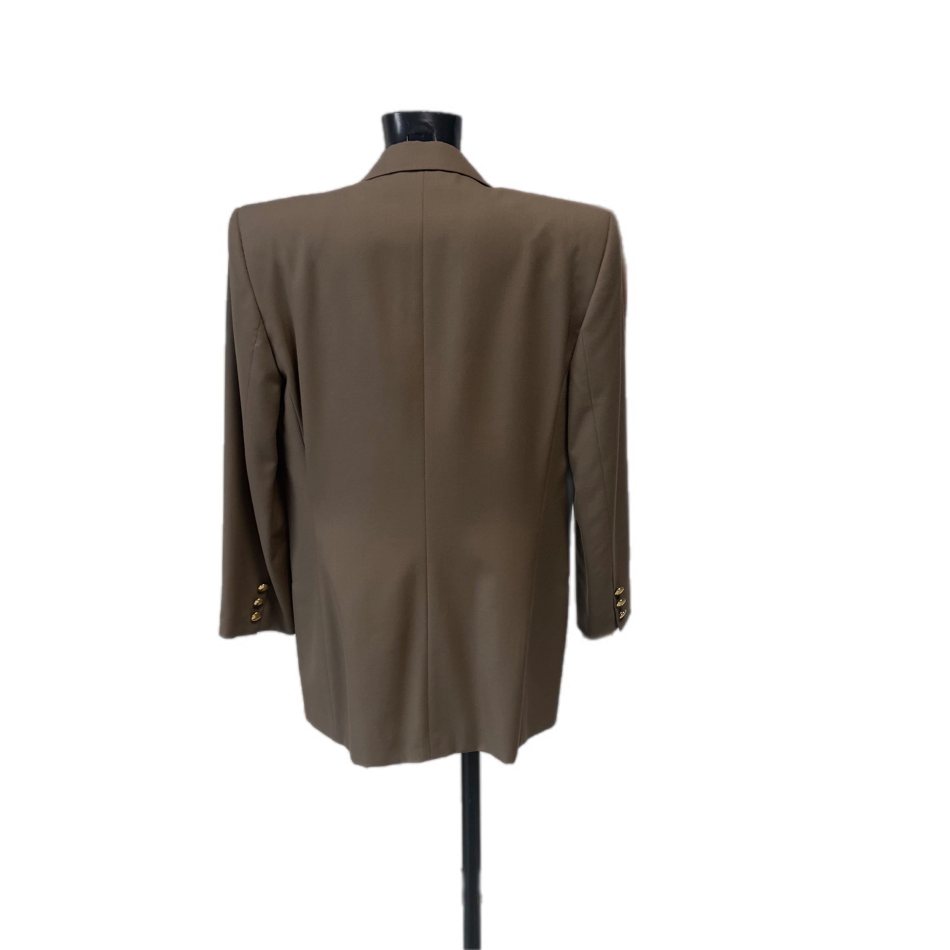 Black 80's genny blazer in very good condition For Sale