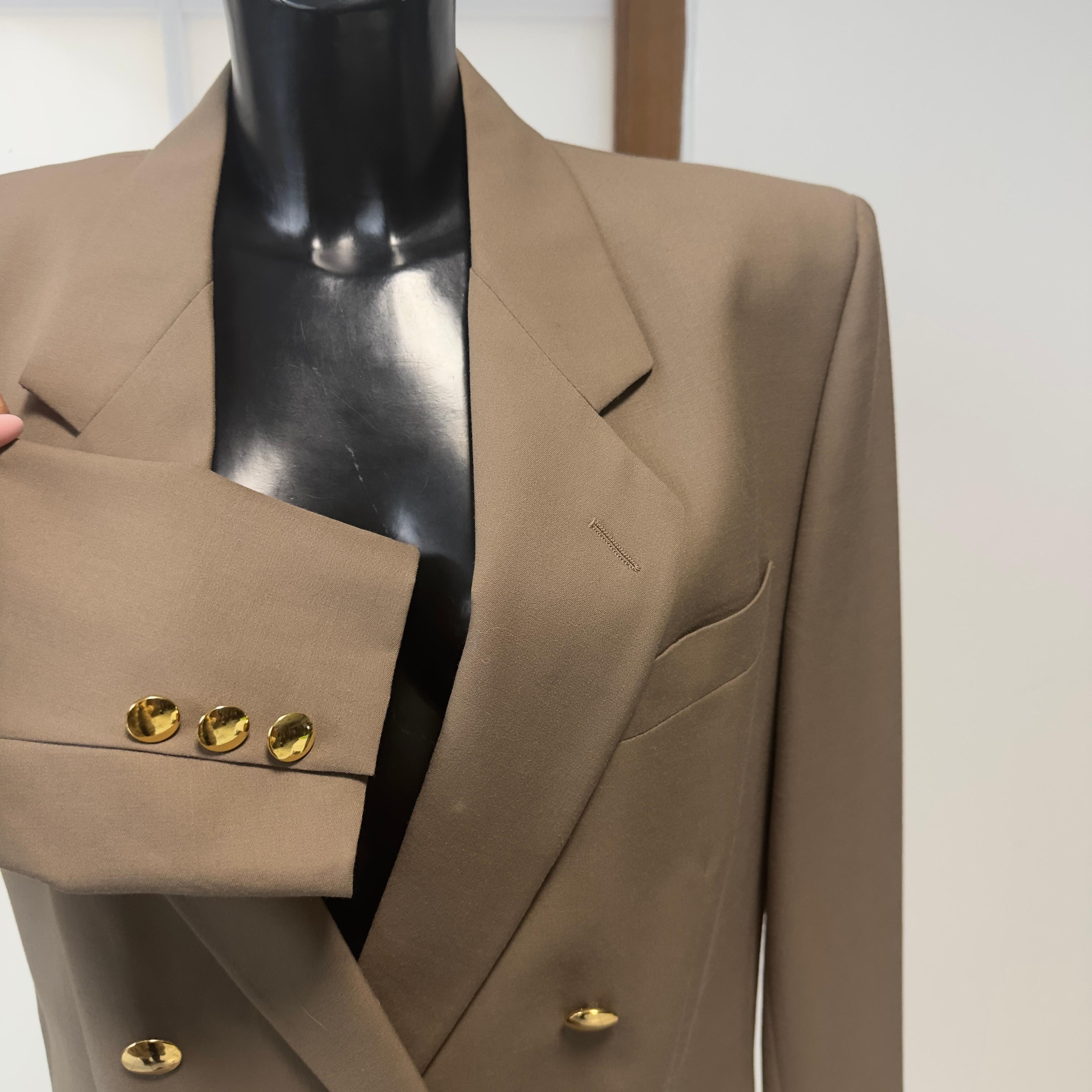 80's genny blazer in very good condition In Excellent Condition For Sale In Basaluzzo, IT