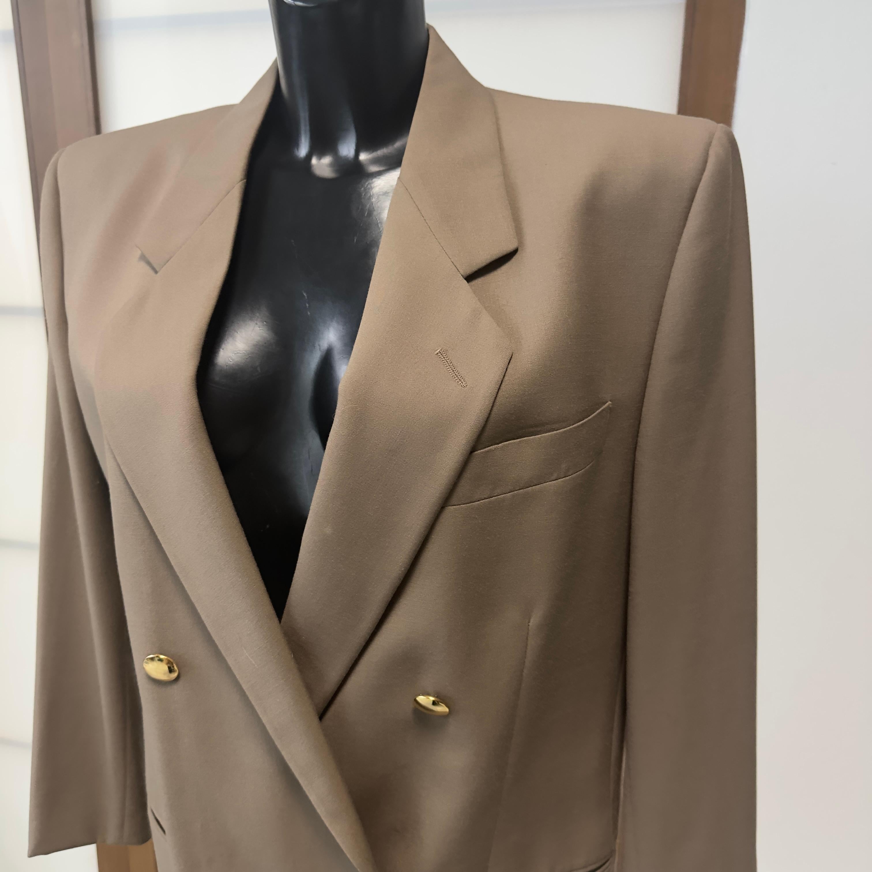 80's genny blazer in very good condition For Sale 3