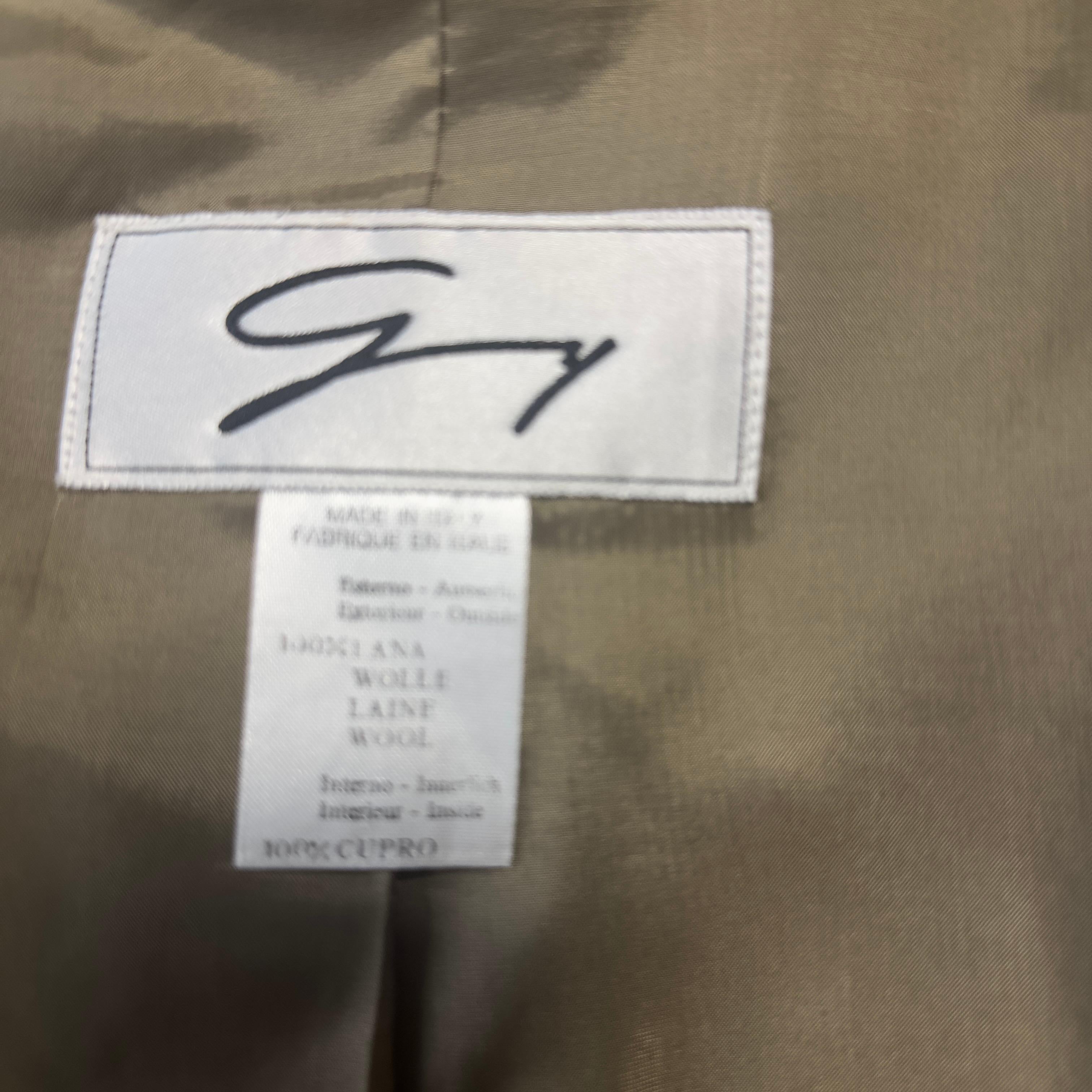 80's genny blazer in very good condition For Sale 4