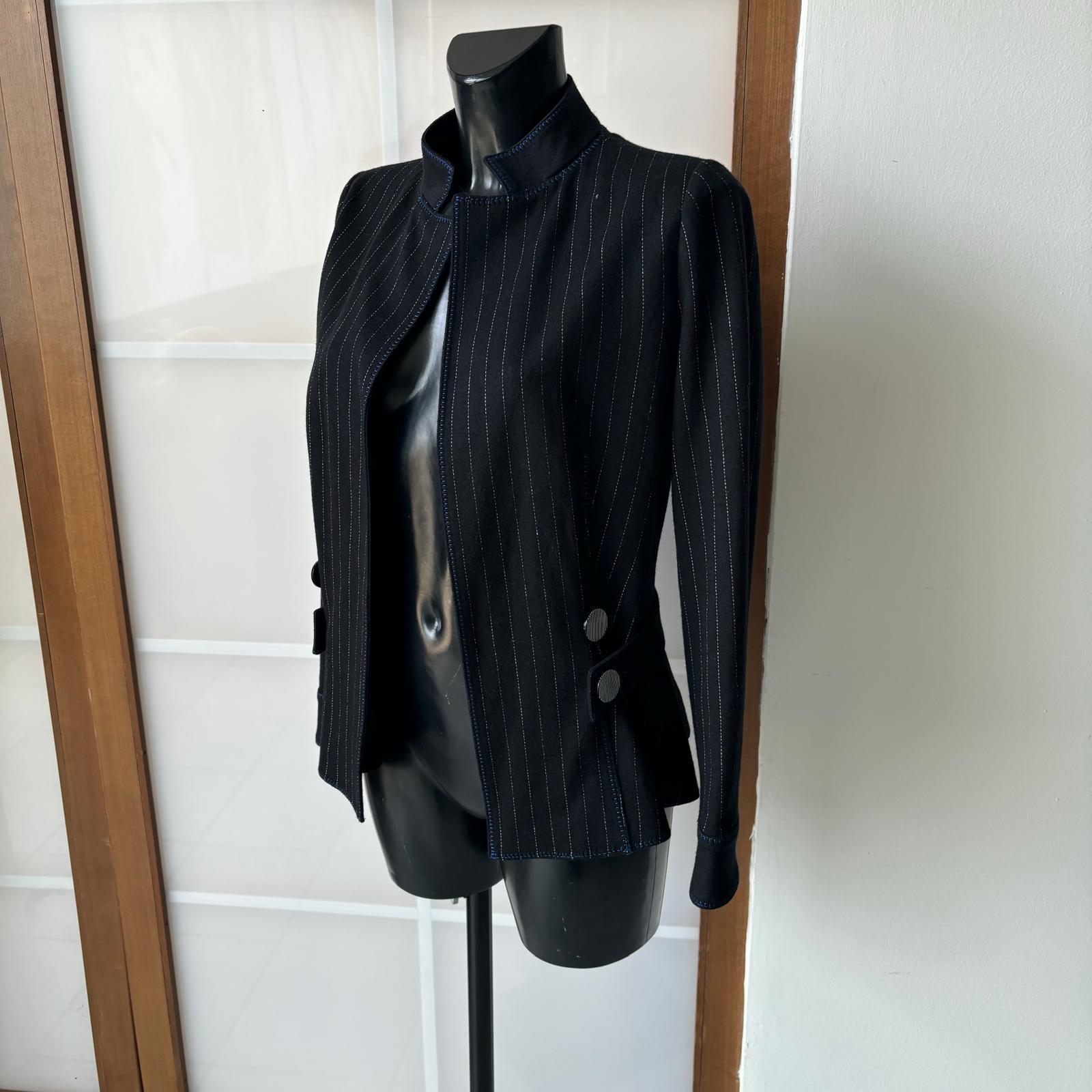 Black Giorgio Armani blazer in excellent condition For Sale