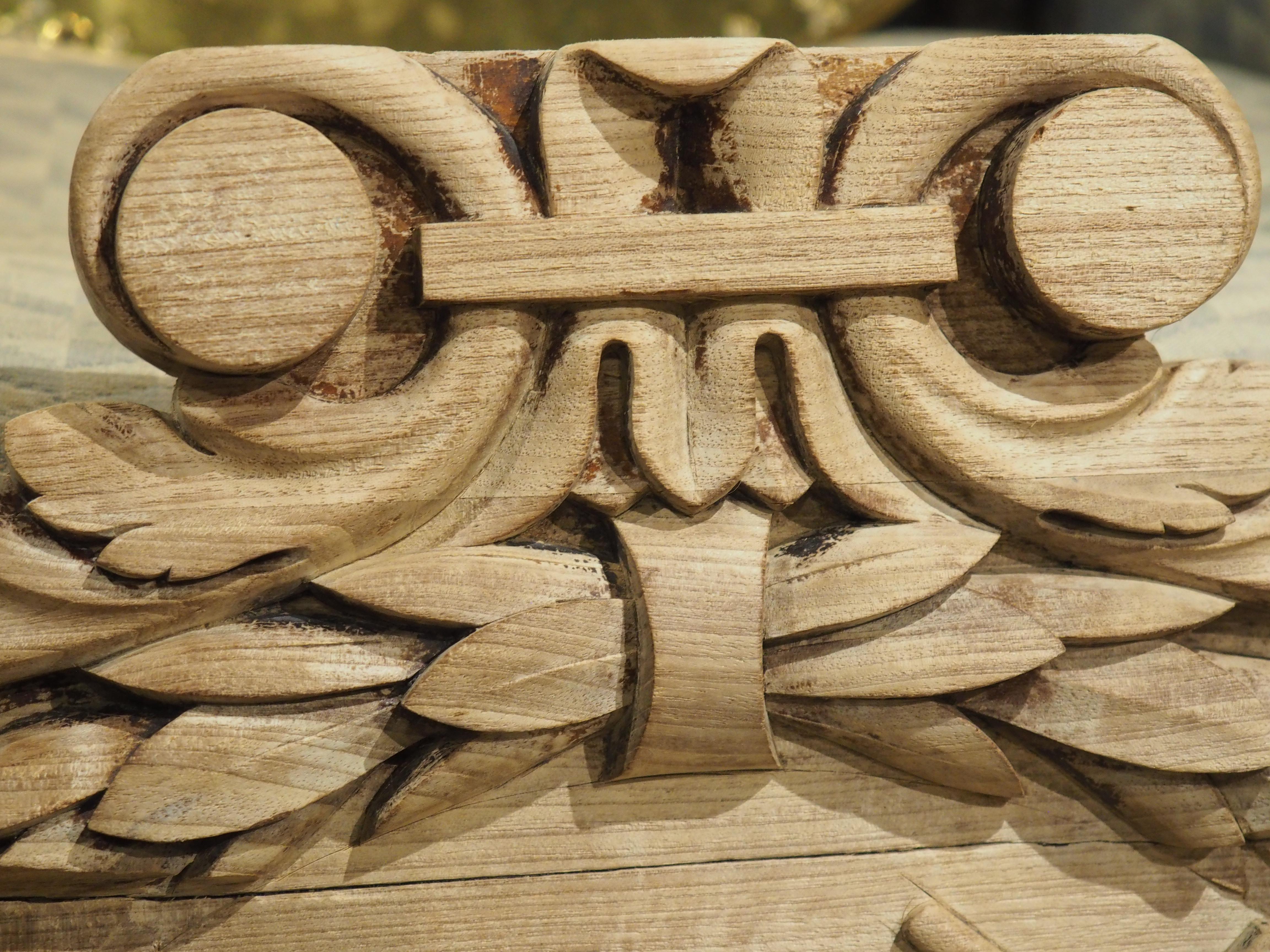 Bleached Antique Oak Carved Panel, The Paschal Lamb with Laurel Wreath, 19th C. For Sale 5