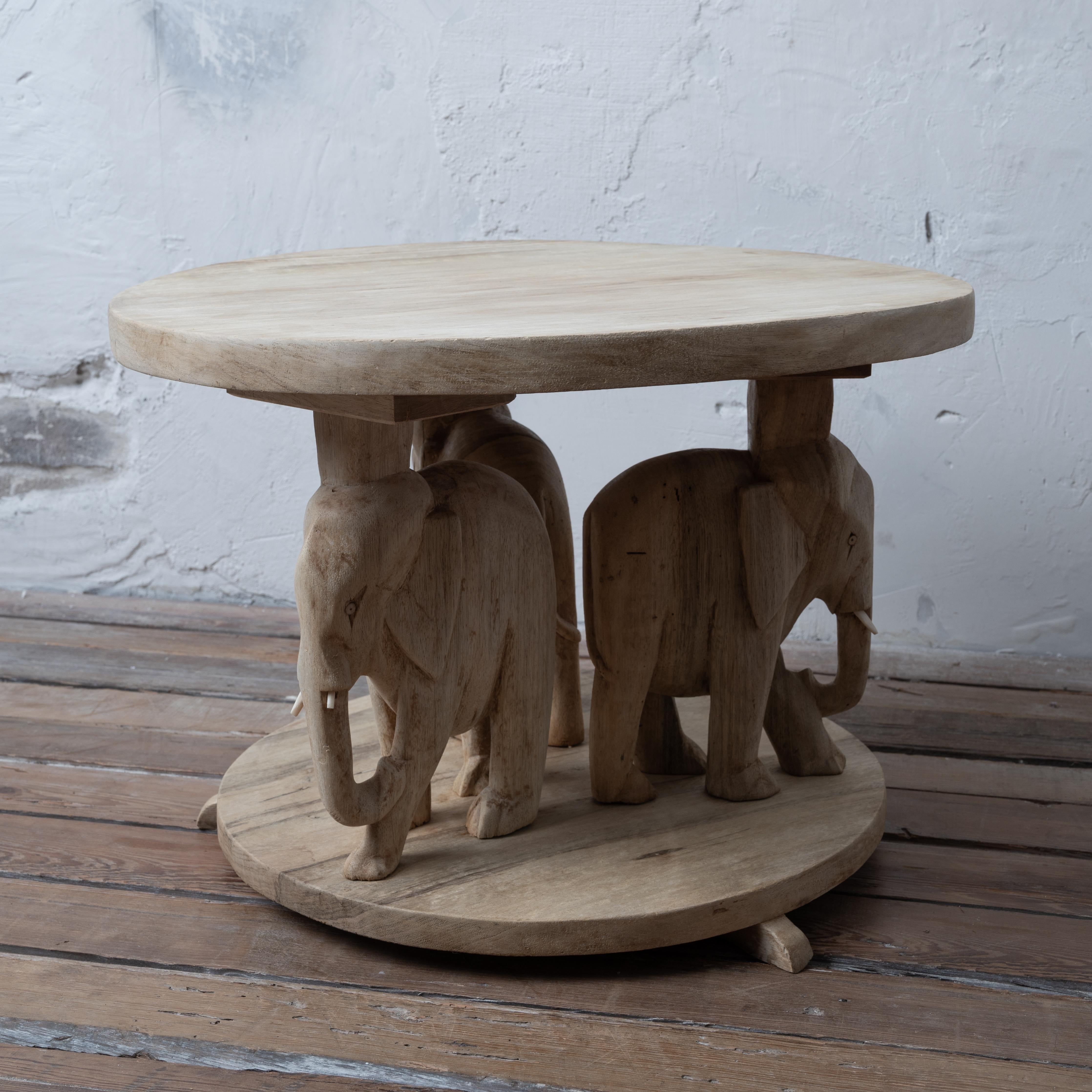 Bleached Ashanti Carved Elephant Coffee Table, 1960s For Sale 4