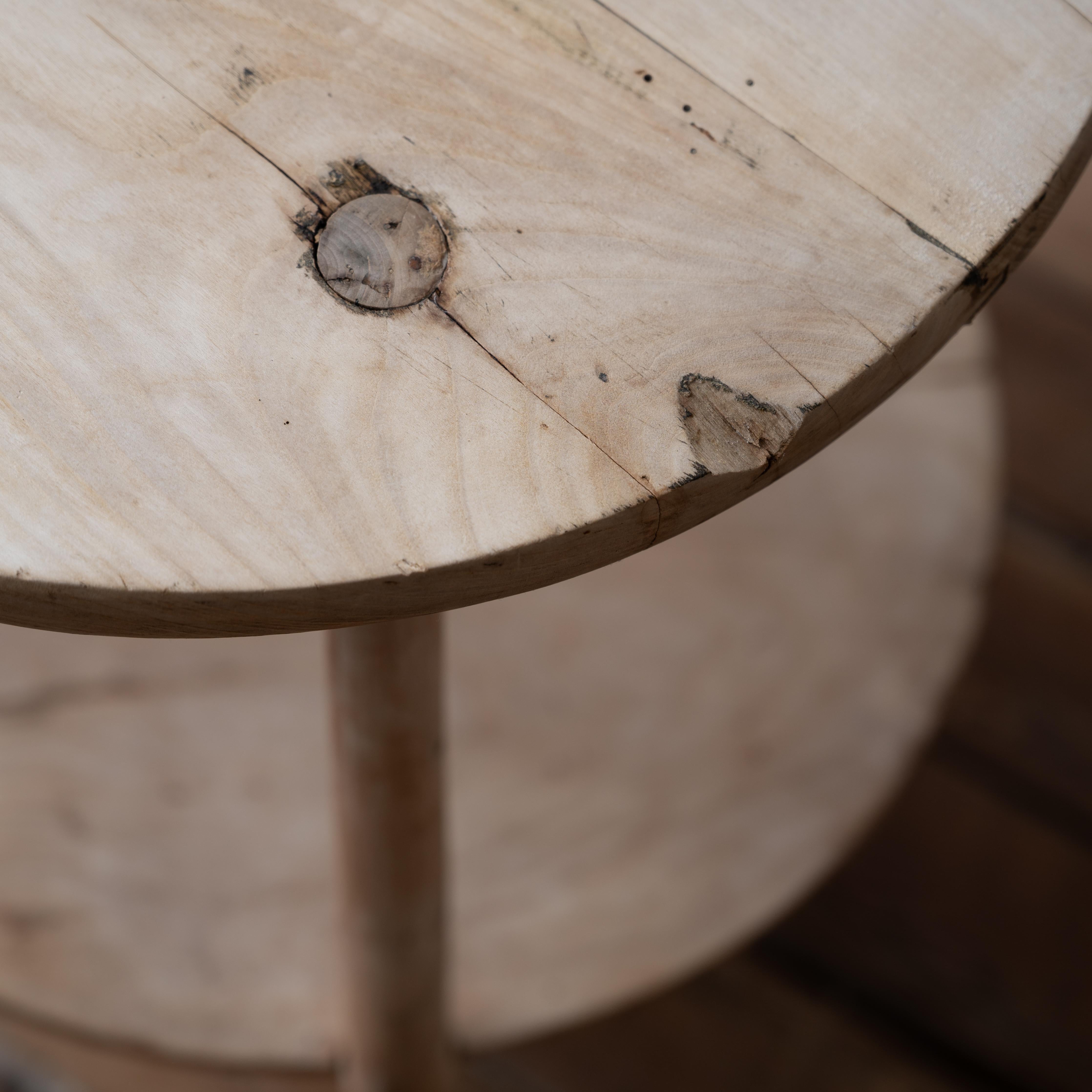 Bleached Cricket Table, 19th Century For Sale 1