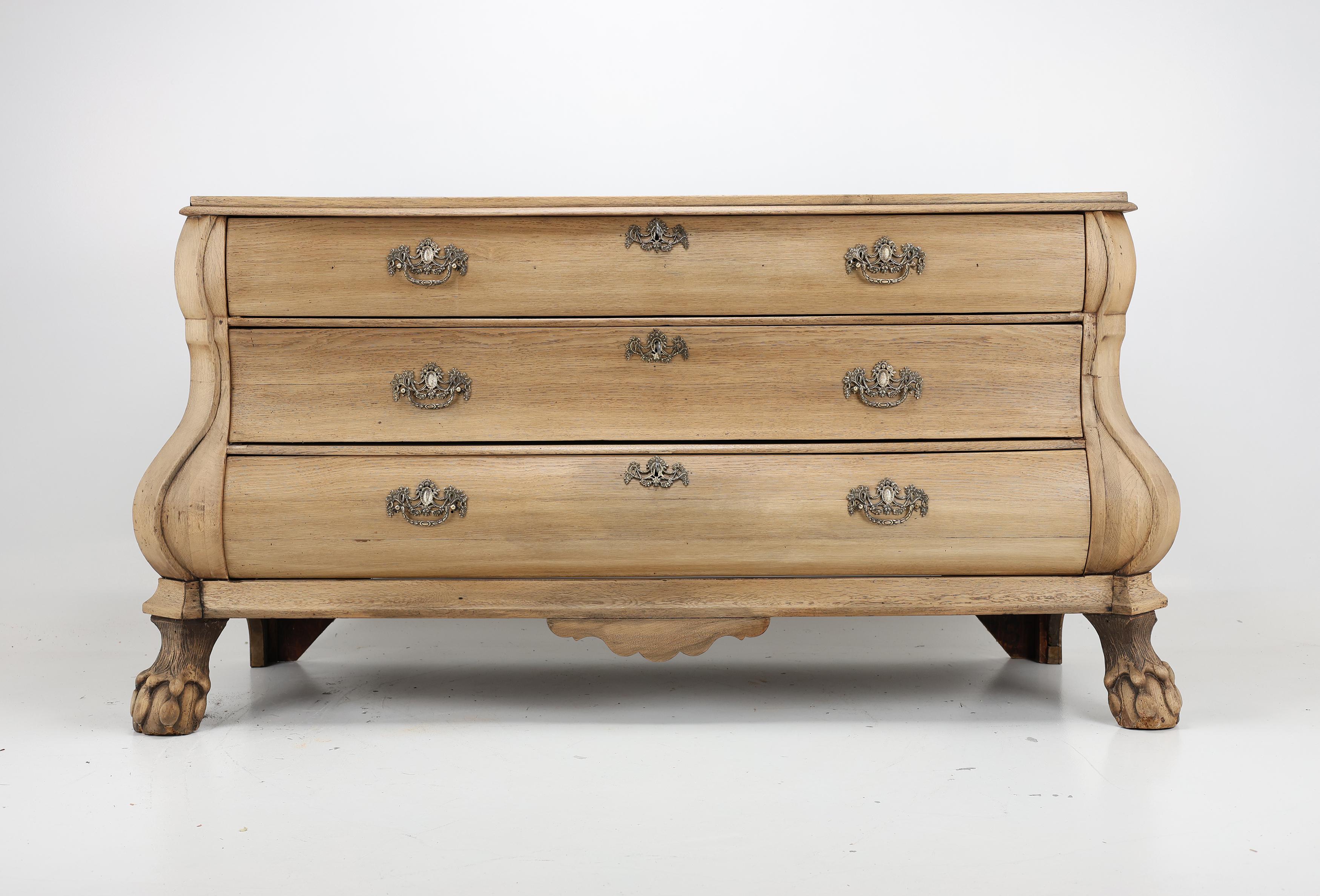 Bleached Dutch Baroque Chest of Drawers, 18th Century For Sale 12