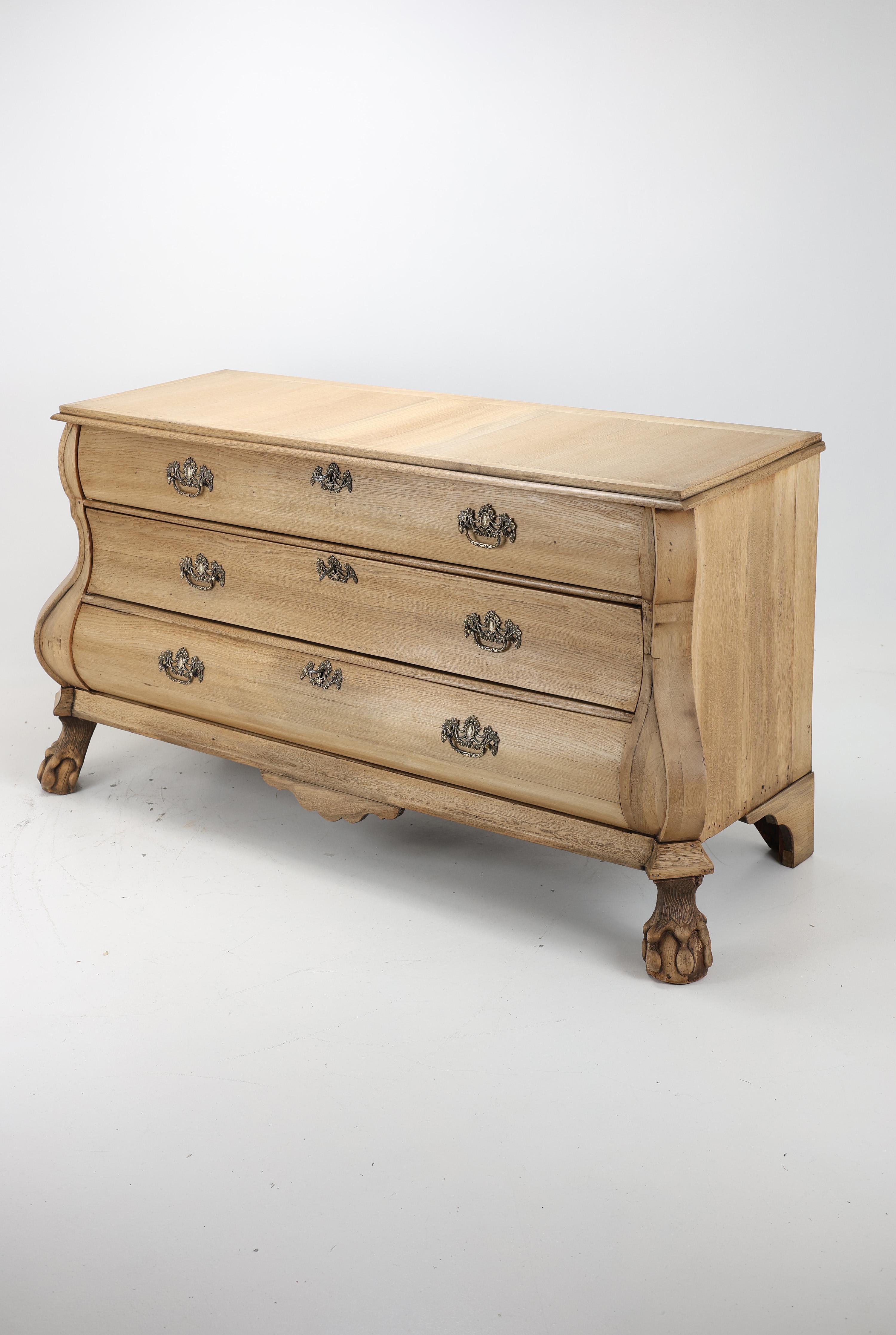 Bleached Dutch Baroque Chest of Drawers, 18th Century For Sale 1