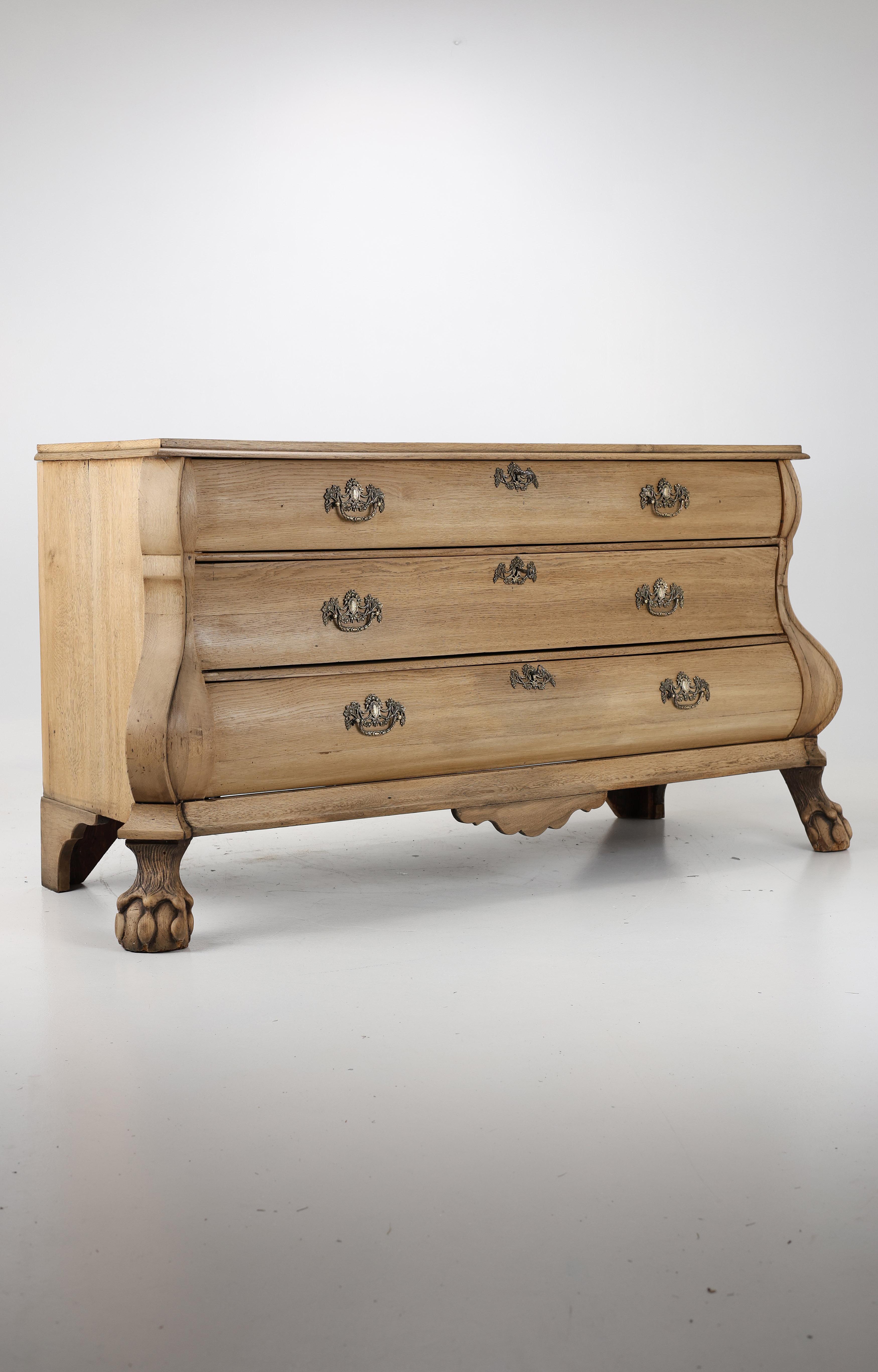 Bleached Dutch Baroque Chest of Drawers, 18th Century For Sale 4