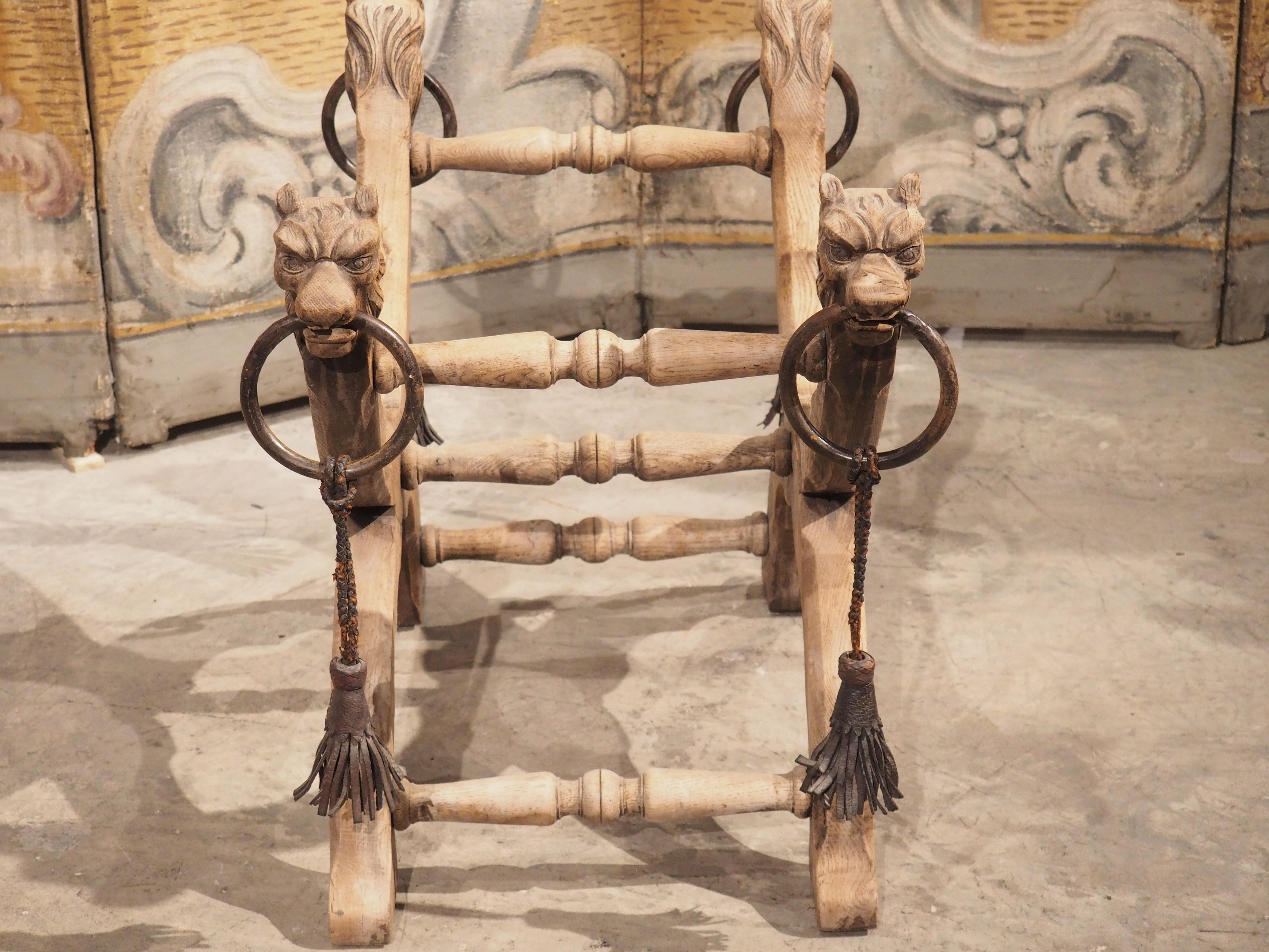 Classical Roman Bleached French Oak Curule Bench with Lion Heads and Iron Rings, Circa 1920