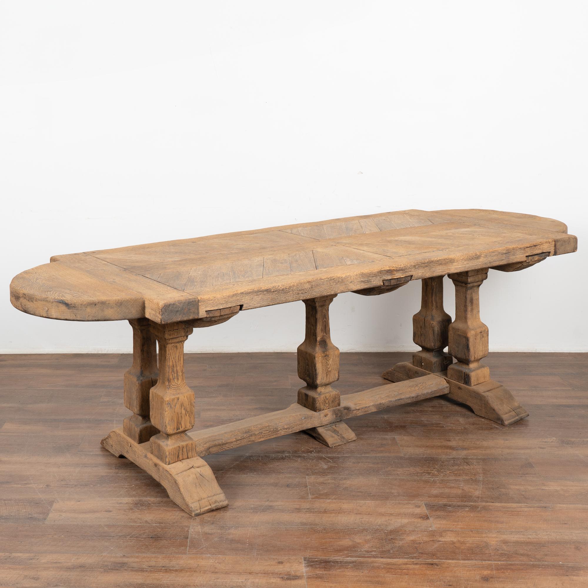 Bleached Oak Dining Table, France circa 1920 For Sale 4