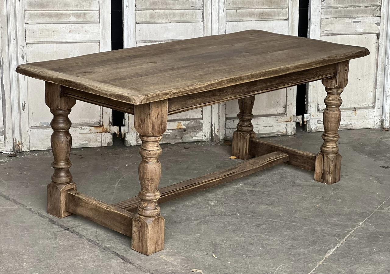 Bleached Oak Farmhouse Dining Table with Extensions 5