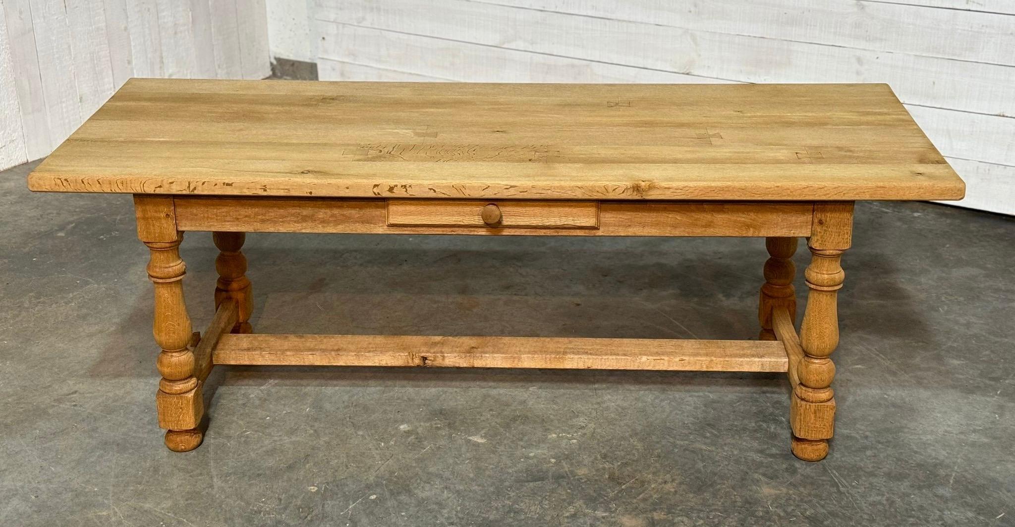 Bleached Oak Farmhouse Kitchen Dining Table with Drawer In Good Condition For Sale In Seaford, GB