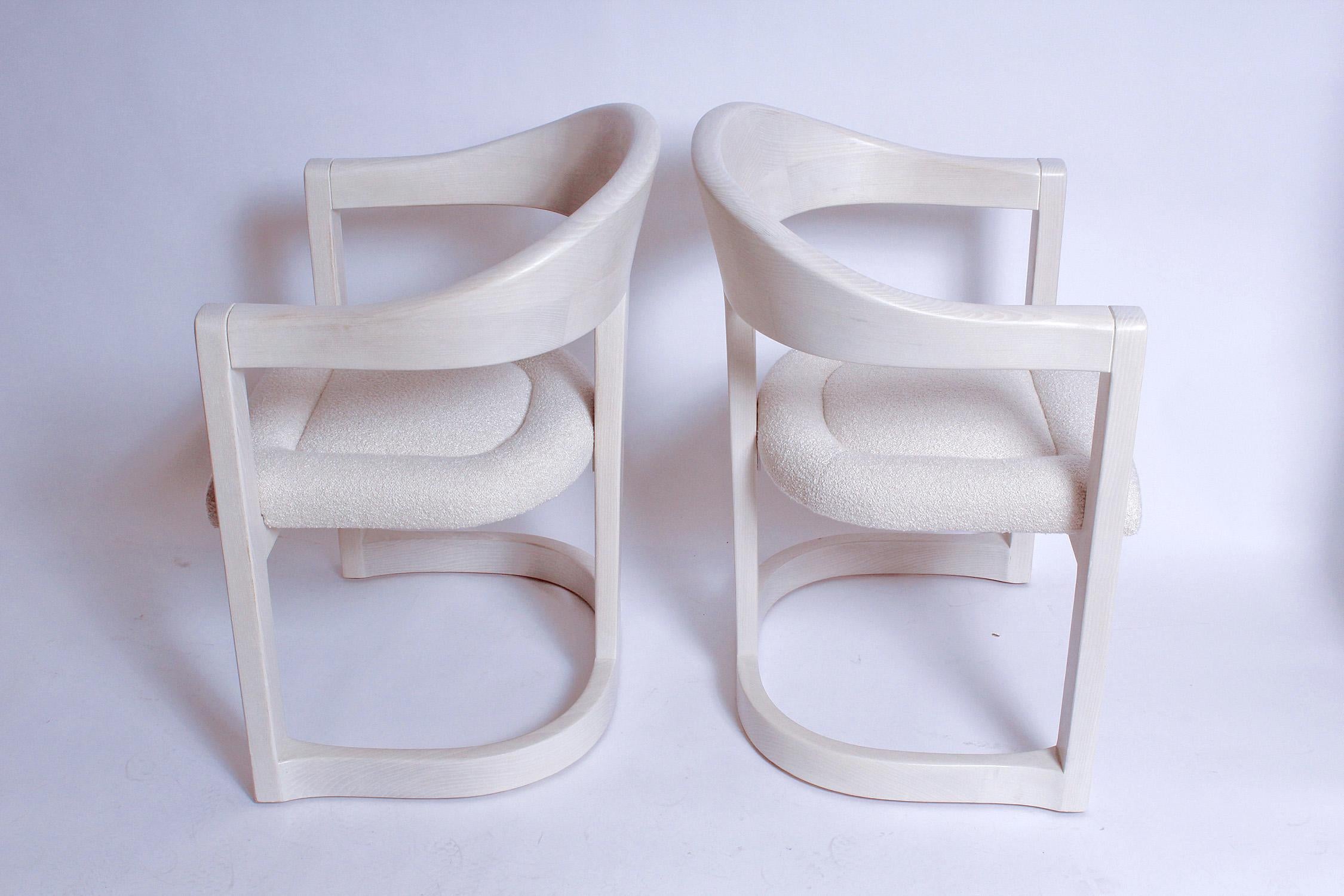 American Pair of Signed Springer Bleached Oak Onassis Chairs, 1983 - Two Pairs Available For Sale