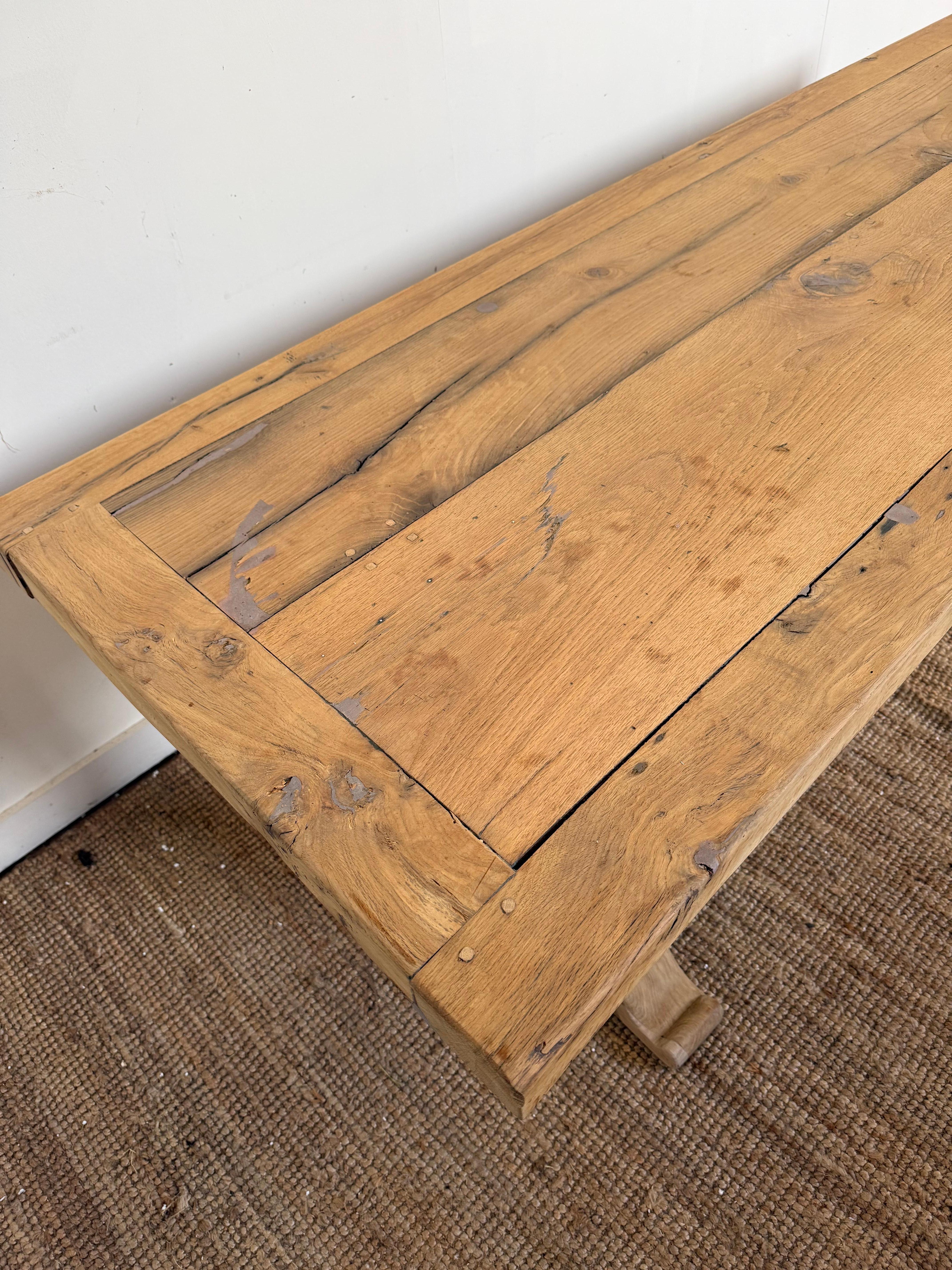 Bleached oak refectory table in the Louis XVI style For Sale 1