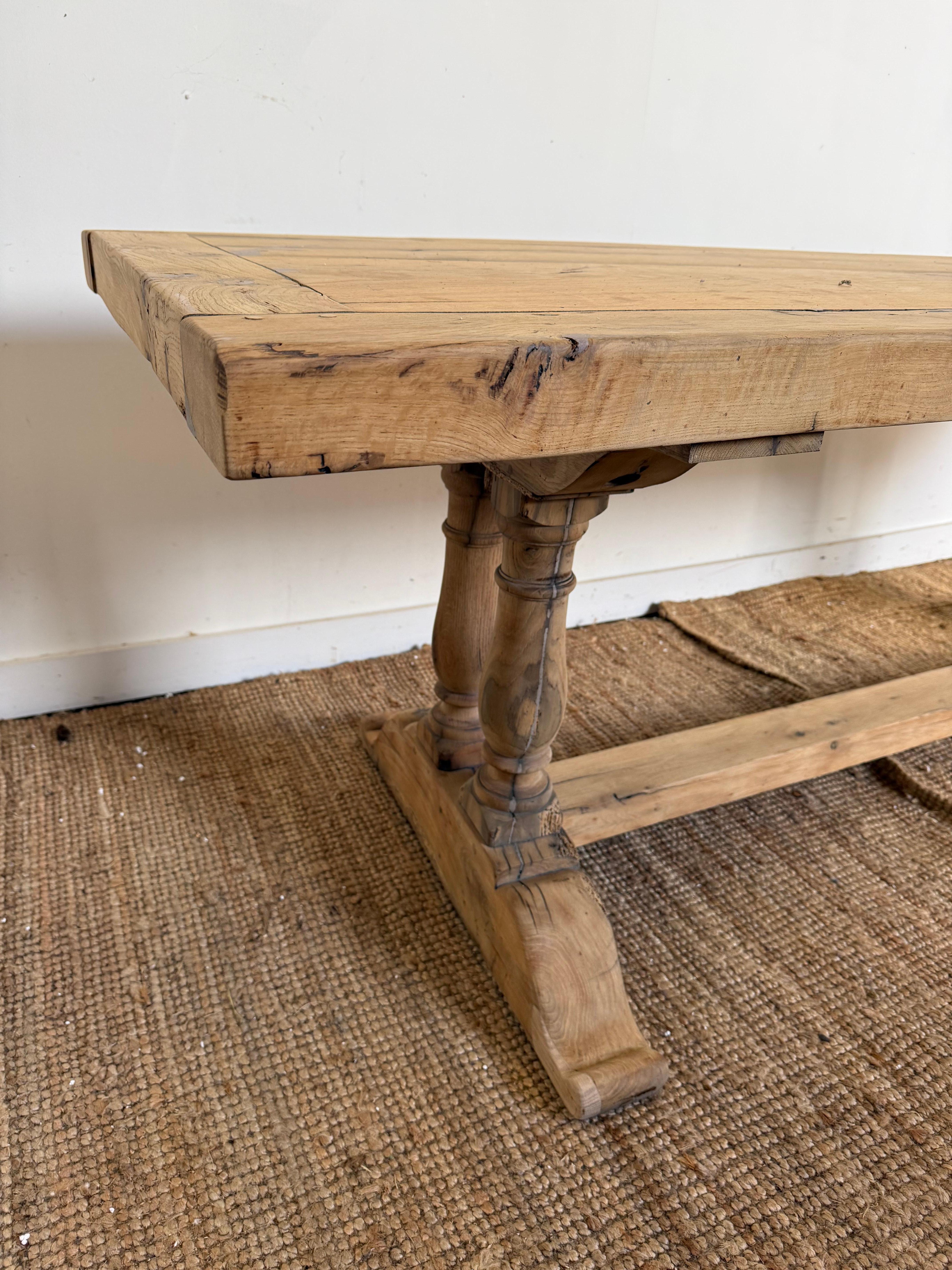 Bleached oak refectory table in the Louis XVI style For Sale 2