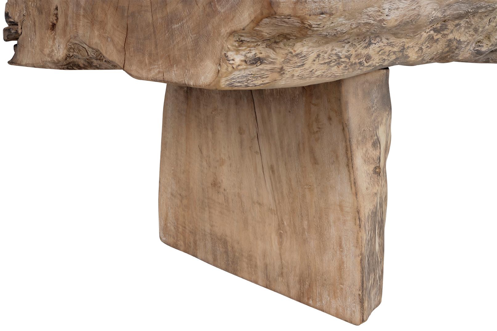 Gebleichtes Organic Form Lychee Wood Couchtisch (20. Jahrhundert) im Angebot