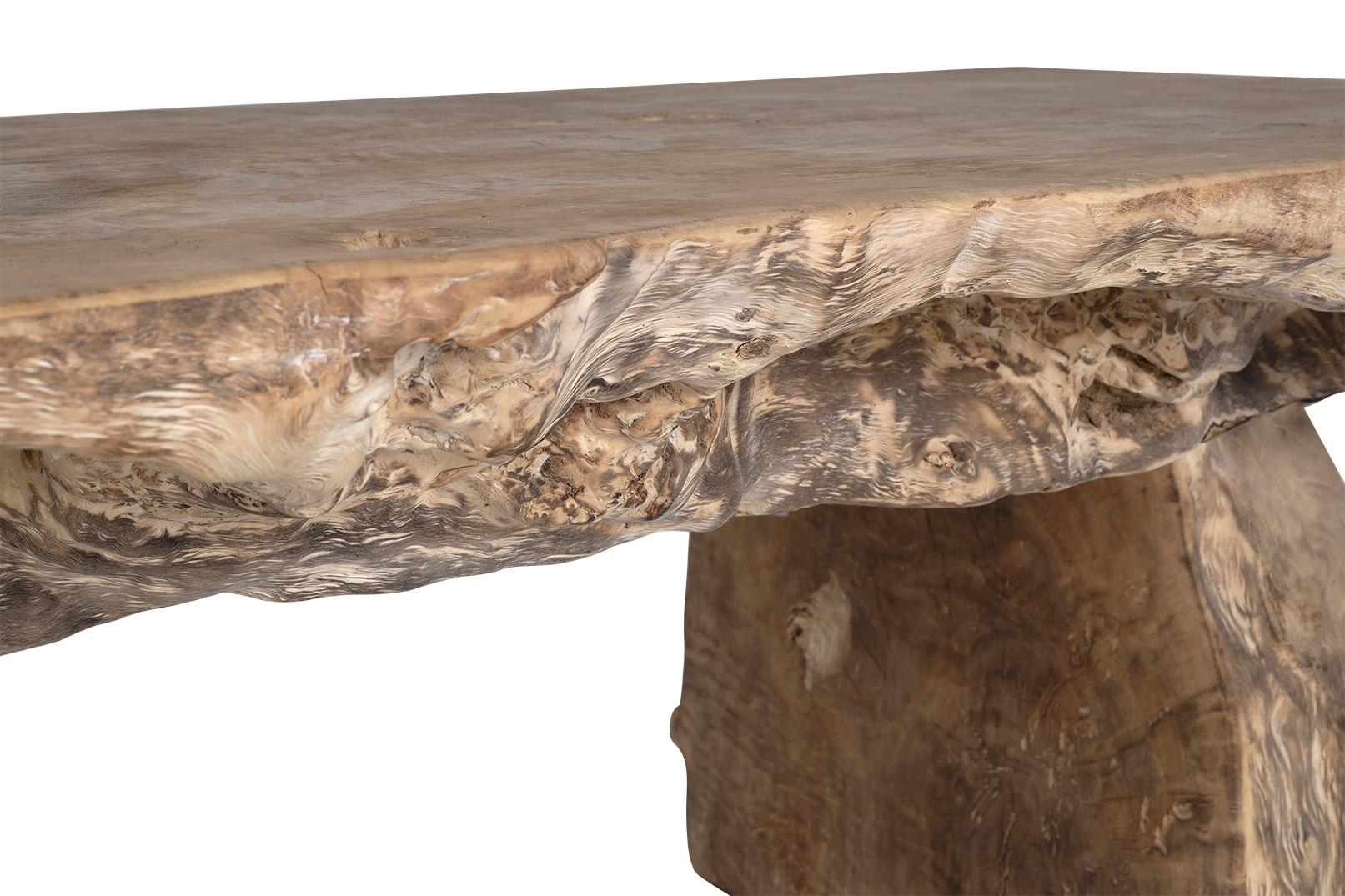 Gebleichtes Organic Form Lychee Wood Couchtisch (Holz) im Angebot