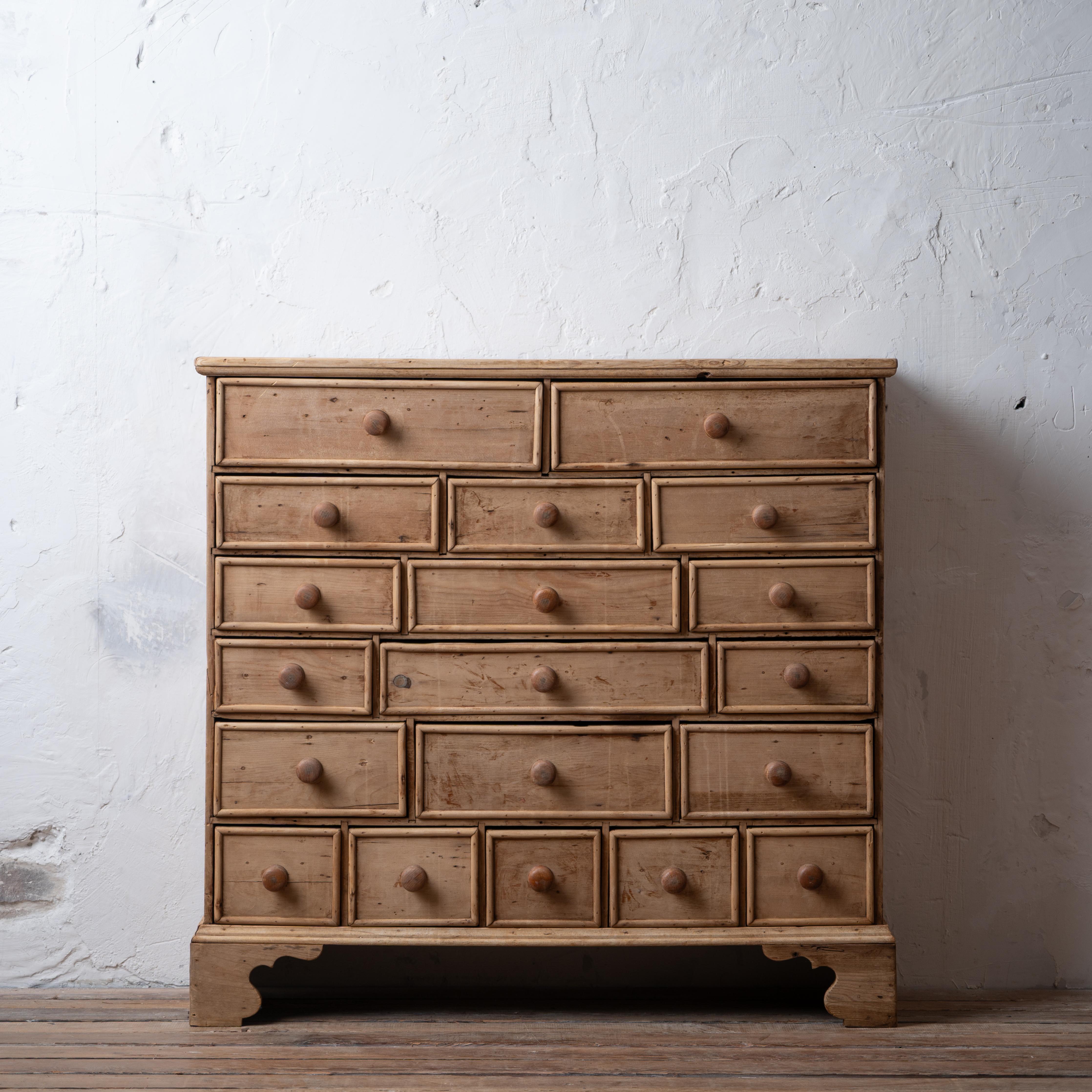 Bleached Pine Apothecary, 19th Century For Sale 8