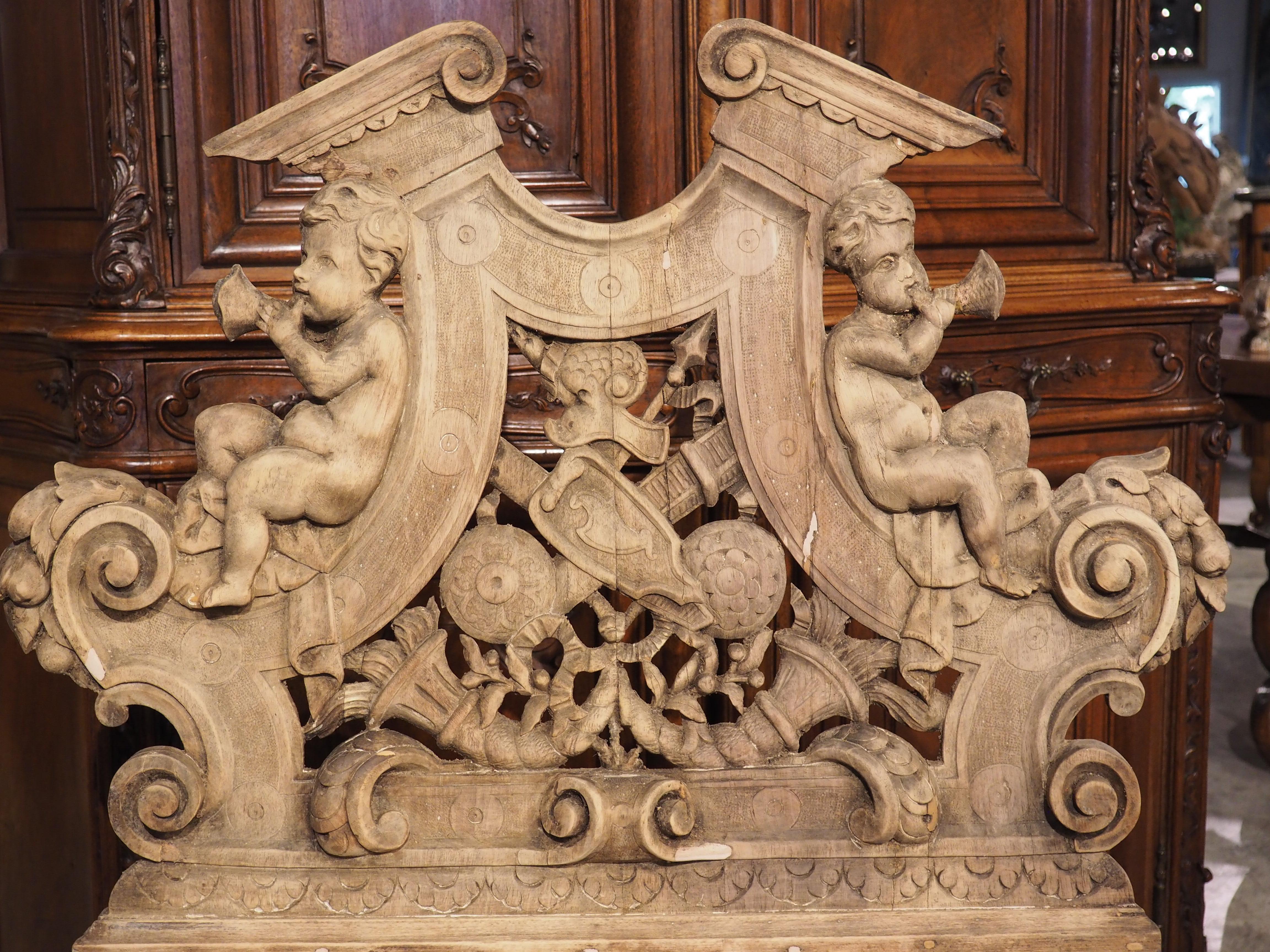 Nussbaum-Sgabello-Stuhl im Renaissance-Stil aus Italien, gebleicht, um 1870 (Spätes 19. Jahrhundert) im Angebot