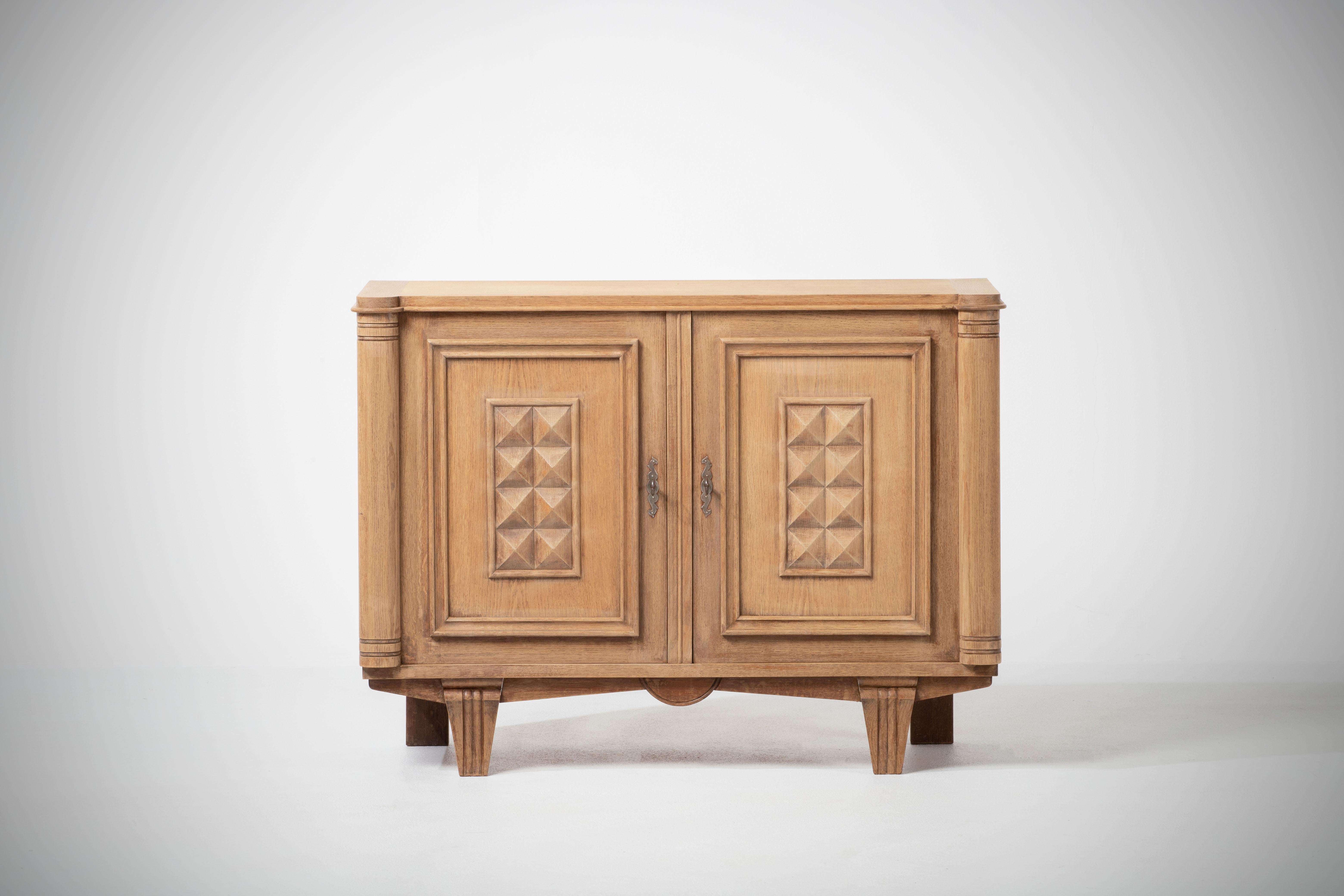 Mid-20th Century Bleached Solid Oak Cabinet with Graphic Details, France, 1940s