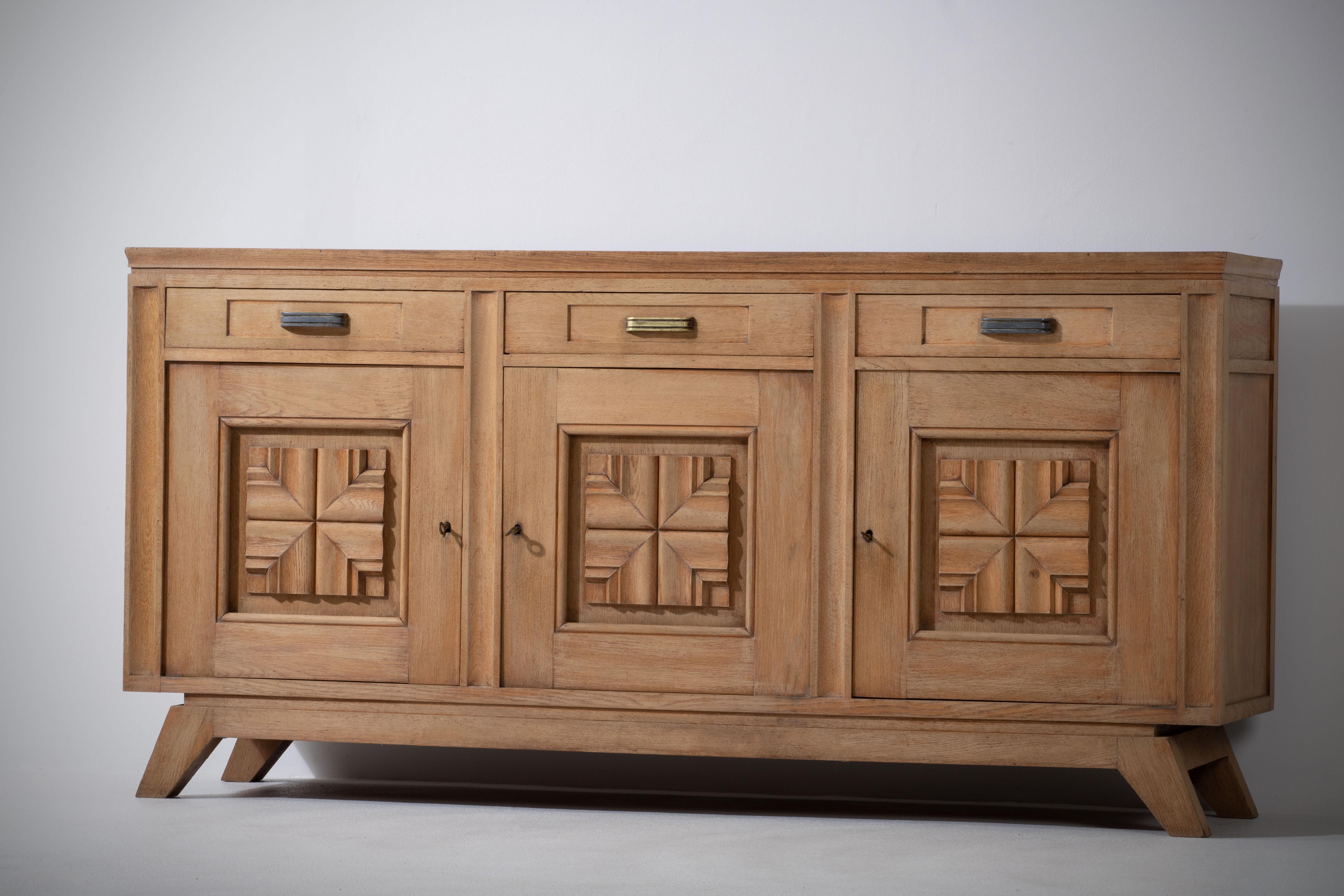 Bleached Solid Oak Cabinet with Graphic Details, France, 1940s For Sale 3