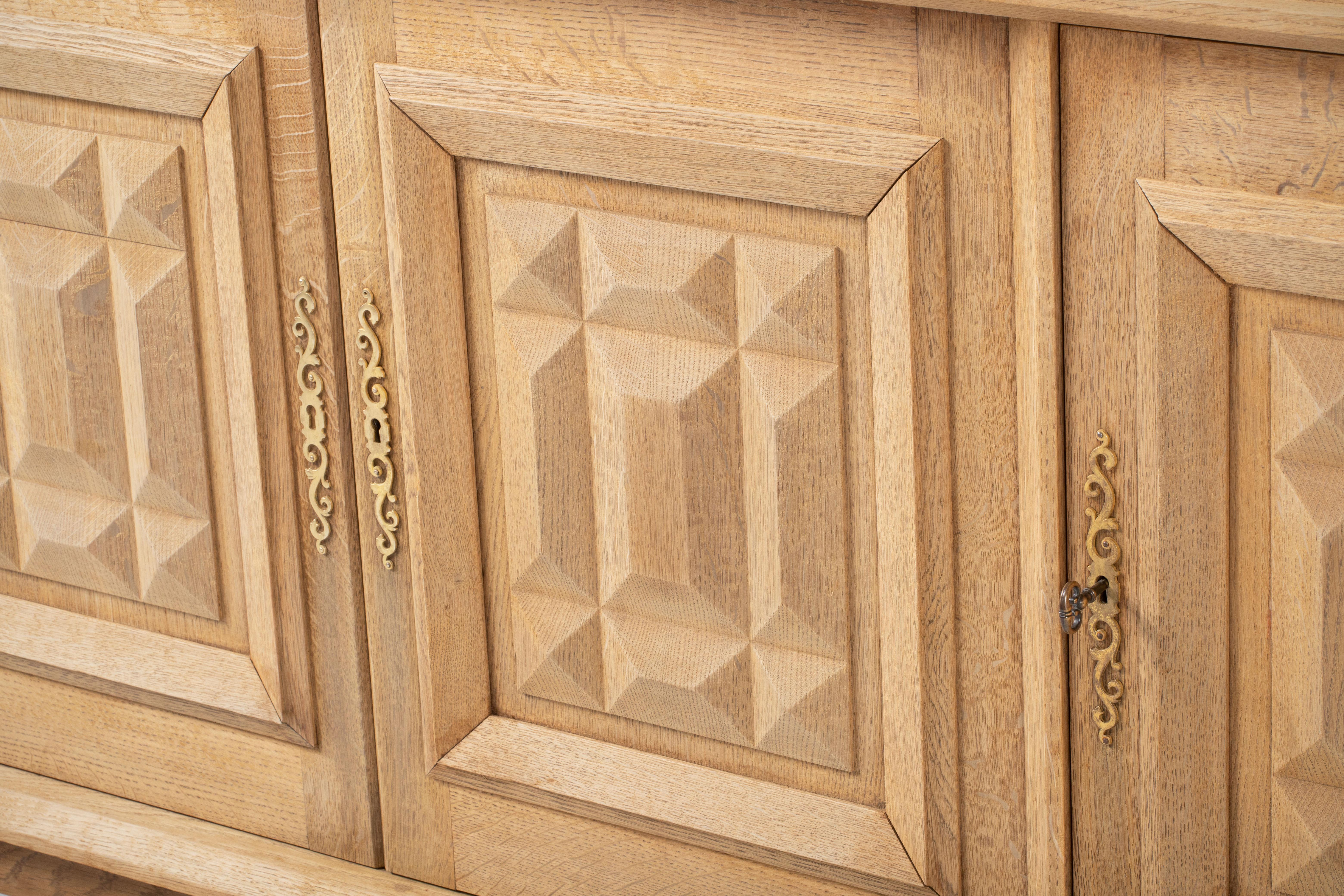 French Bleached Solid Oak Credenza with Graphic Details, France, 1940s For Sale