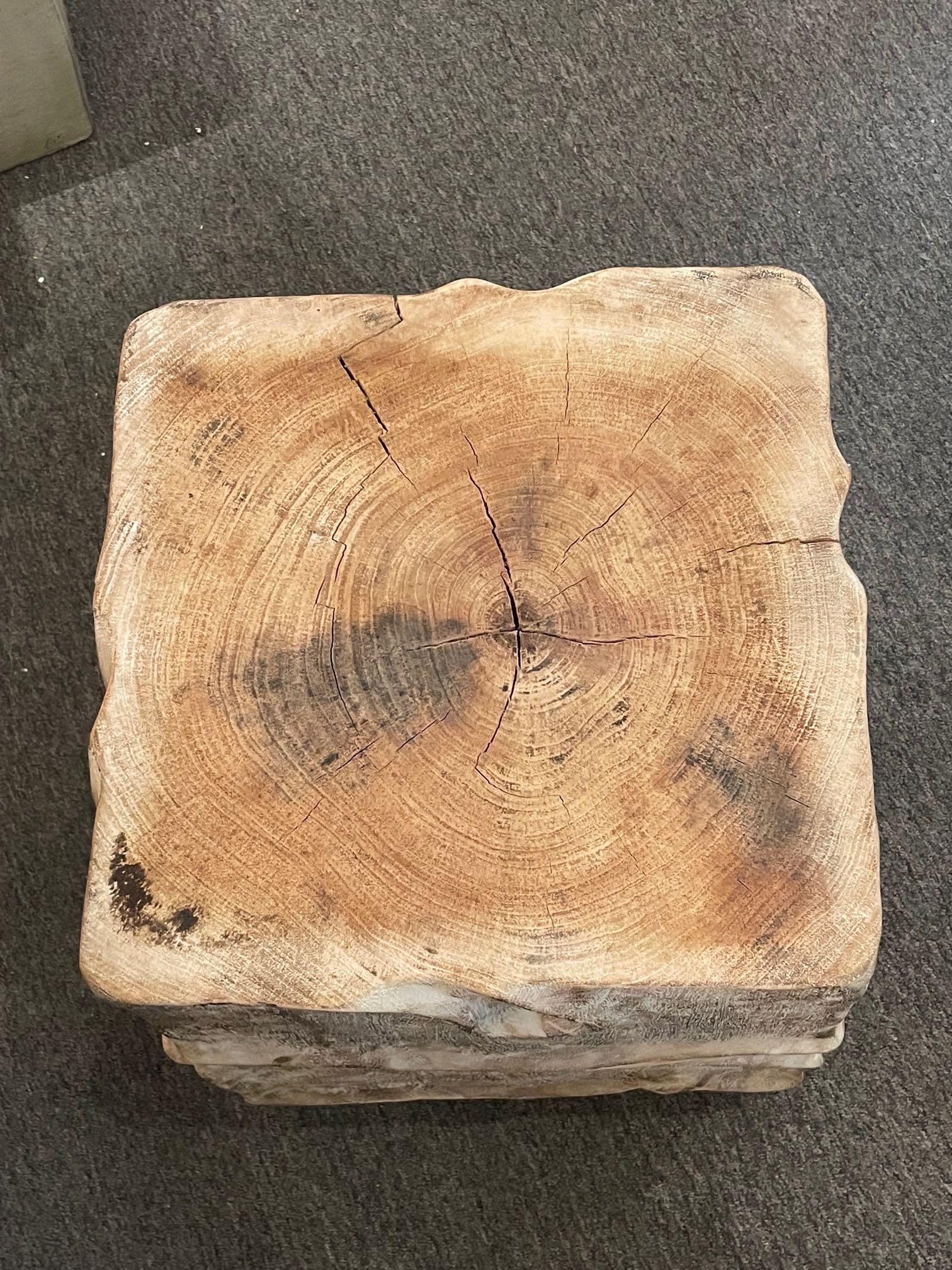 suar wood texture