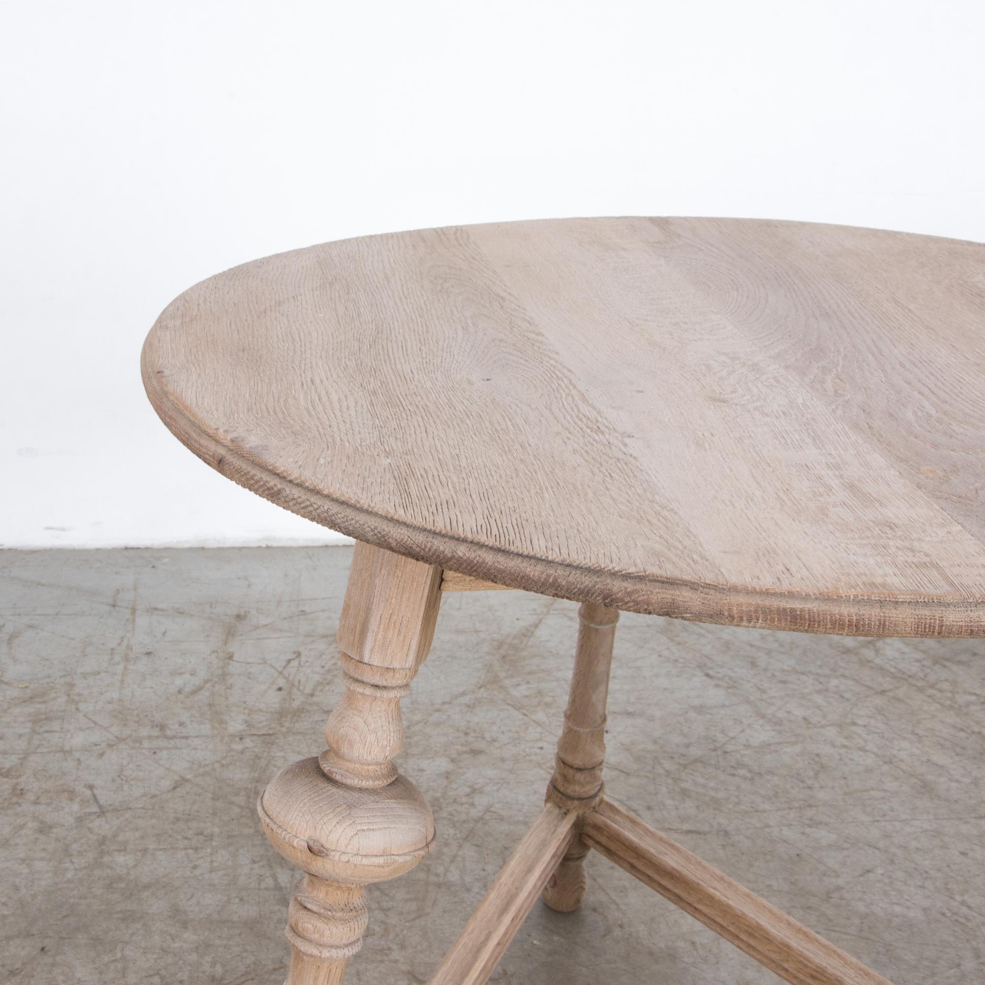French Provincial Bleached Three-Legged Round Oak Table
