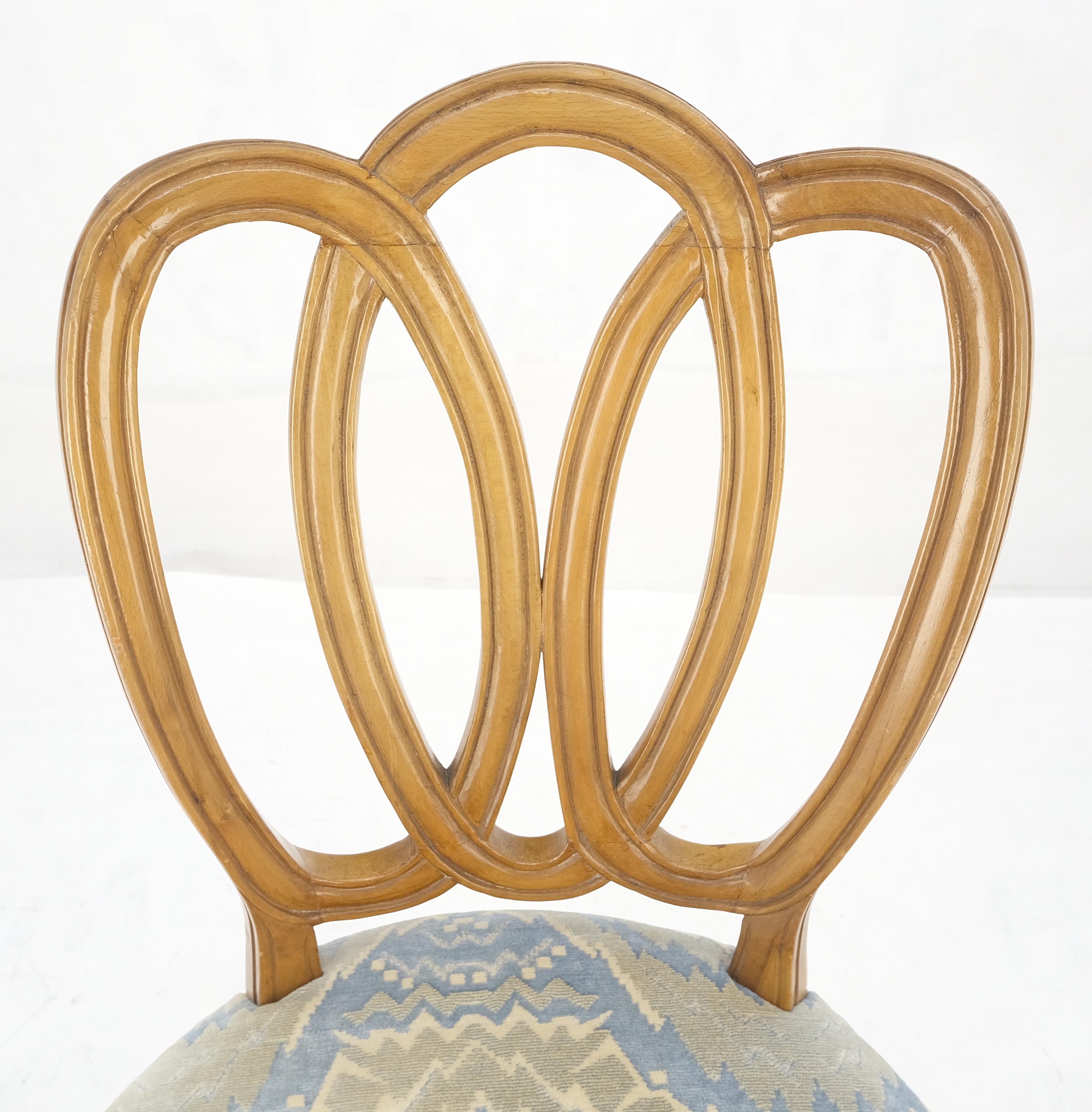 Nogal Blanqueado Triple Ovalado Respaldo Pretzel 4 Sillas de Comedor Provinciales Francesas NICE Provincial francés en venta