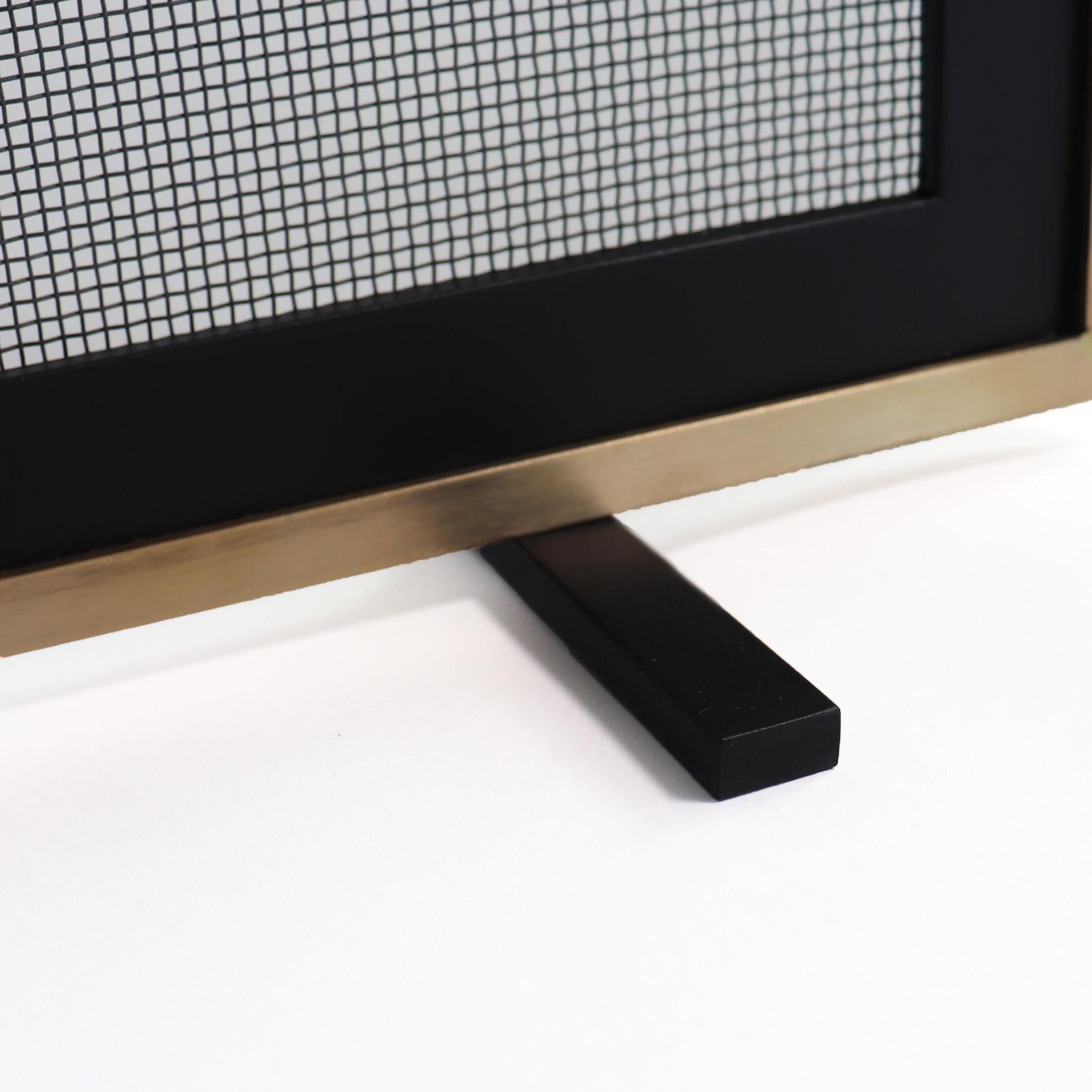 Bleeker Fireplace Screen in Matte Black With Brass Frame For Sale 1
