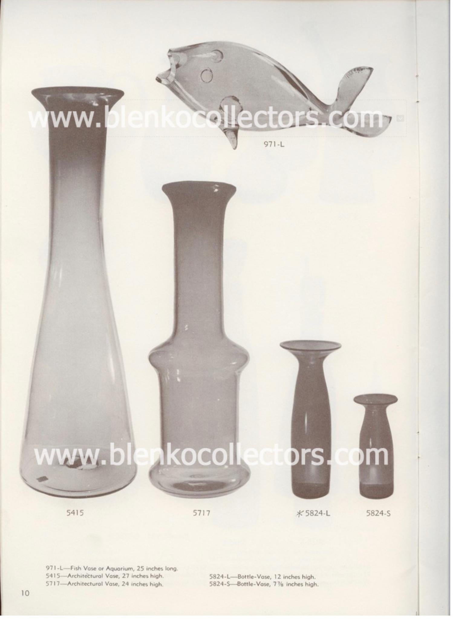 Blenko Architectural Glass Vase Model 5415 in Charcoal by Wayne Husted For Sale 1
