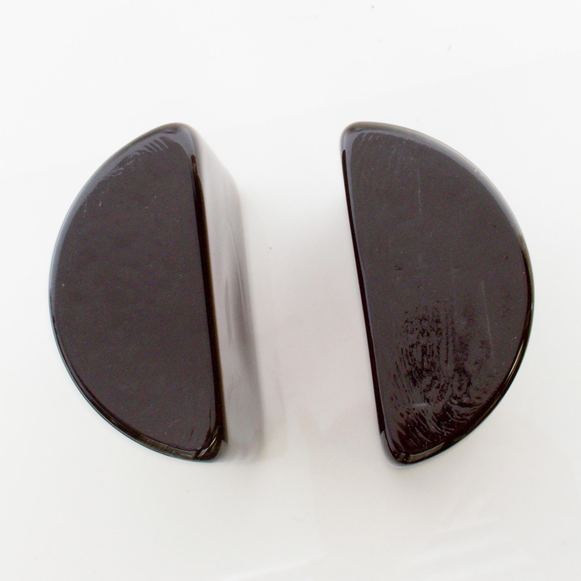 BLENKO Art Glass Modern Half Moon Bookends Dark Amber 1970s USA 1