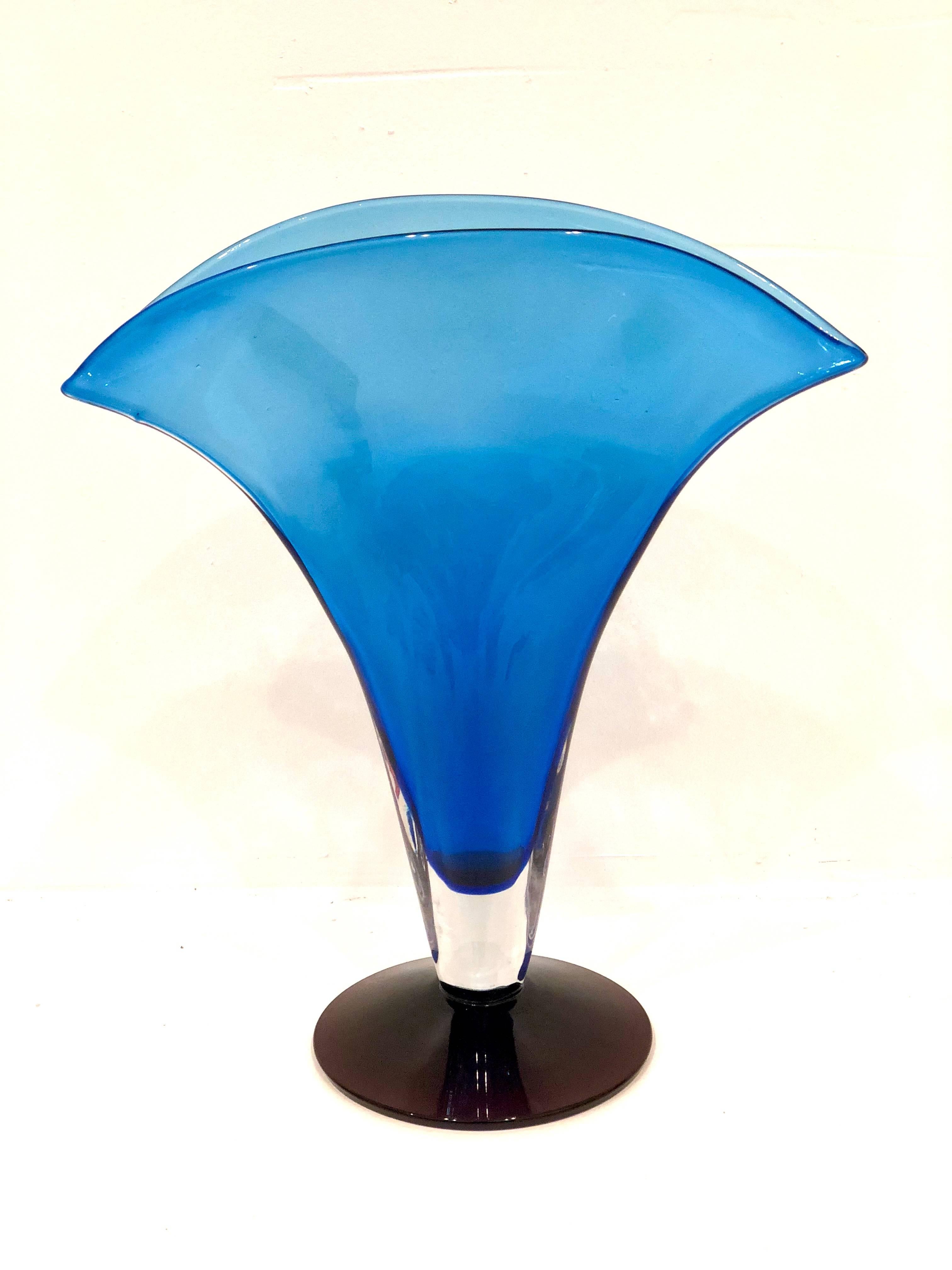 Elegant and colorful fan vase with fanned out top and contrasting colored foot by Walter J. Blenko Jr. Signature 1993. Model #872.