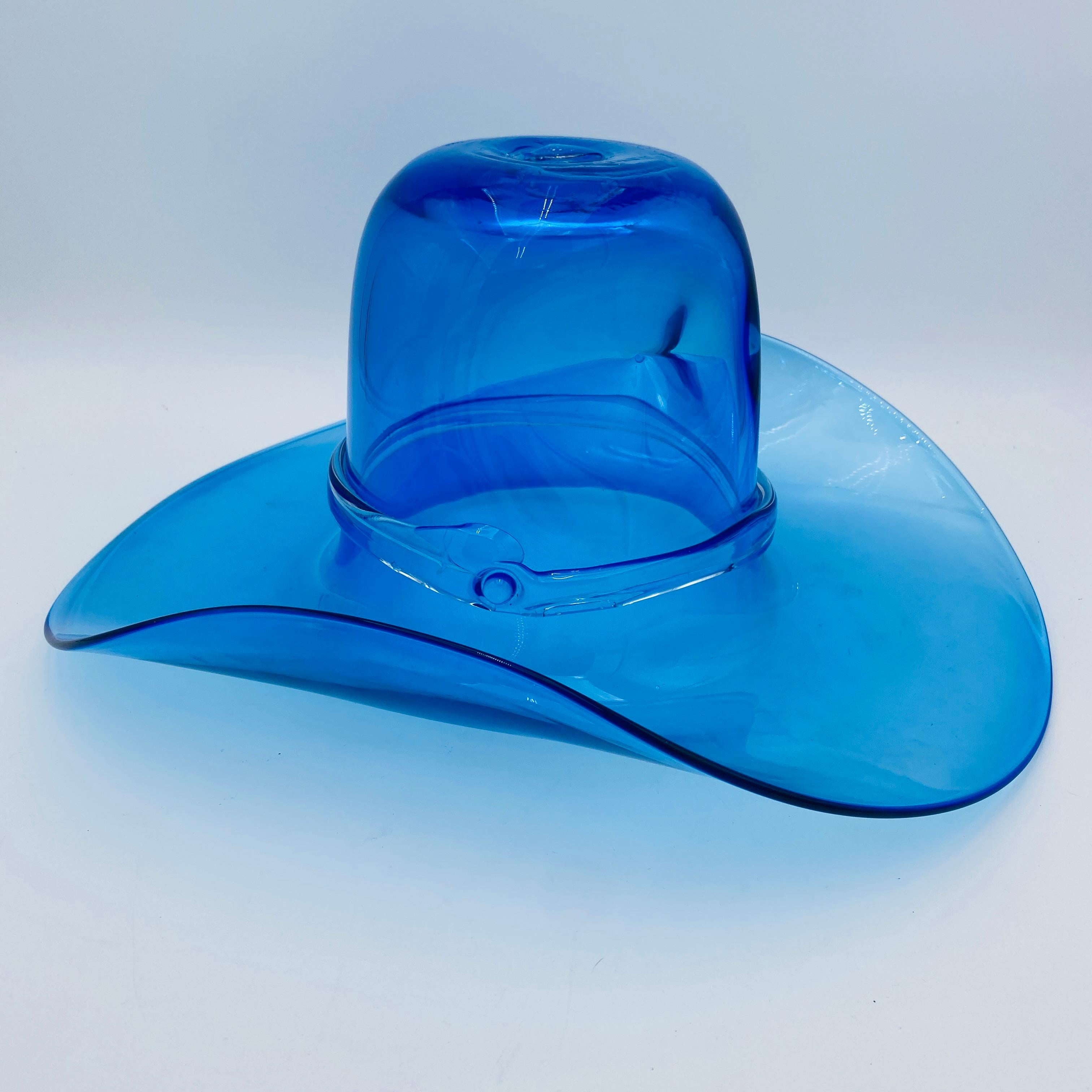 Blenko Escultura de cristal azul con sombrero de vaquero Cuenco decorativo en venta 5