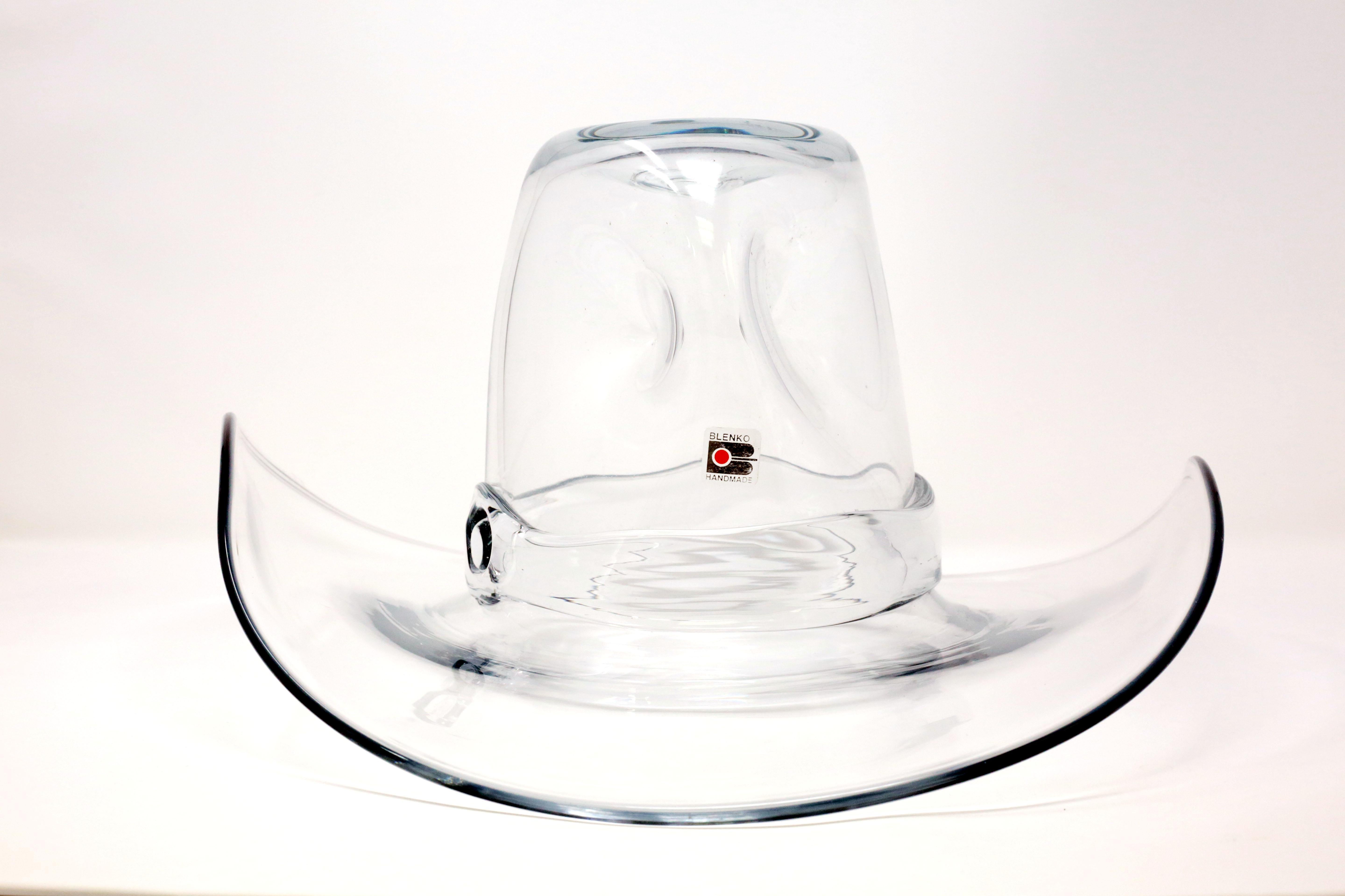 Blenko Glass Cowboy Hat Sculpture Bowl In Excellent Condition In New York, NY