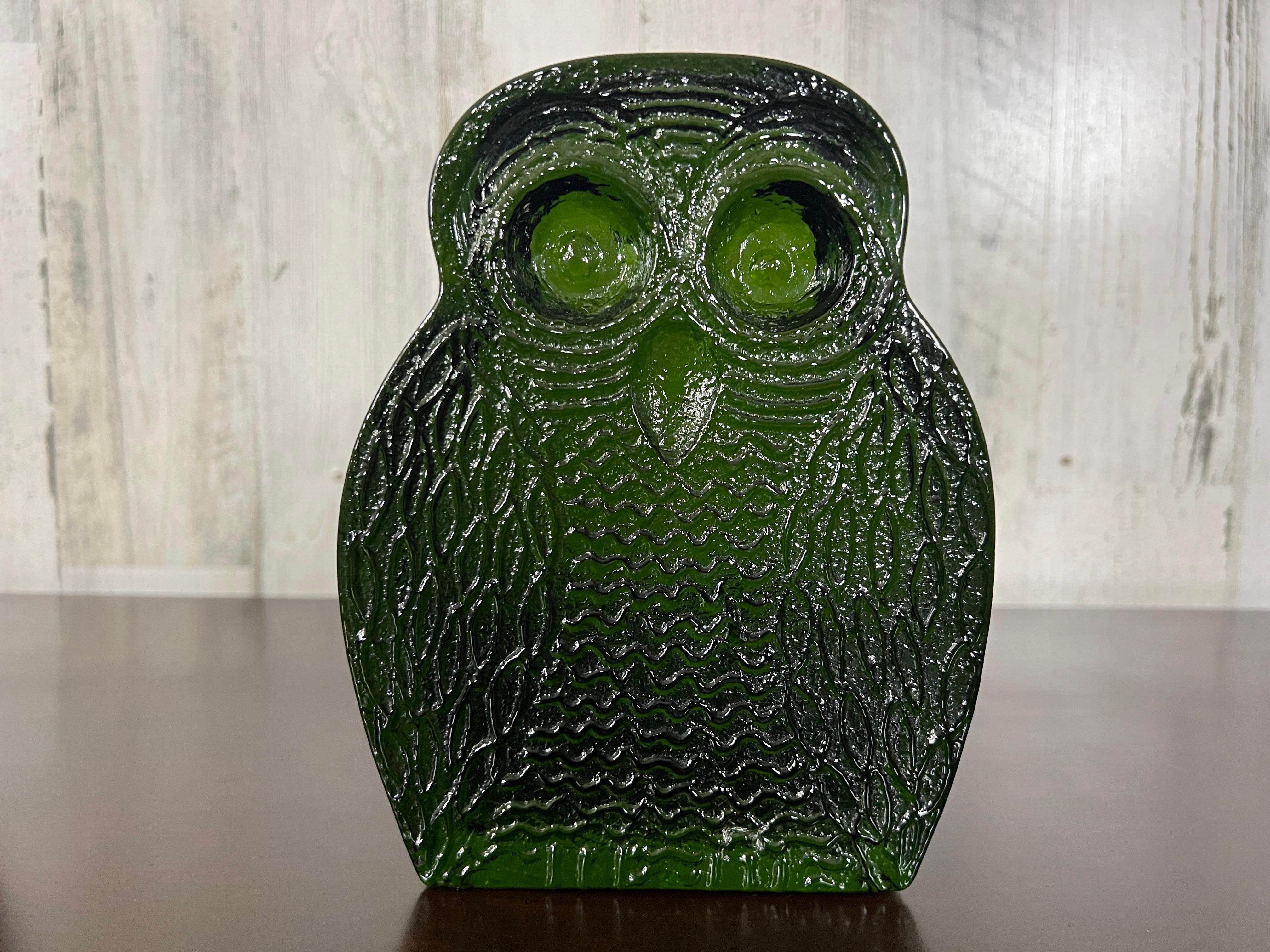 North American Blenko Glass Owl Book Ends  For Sale