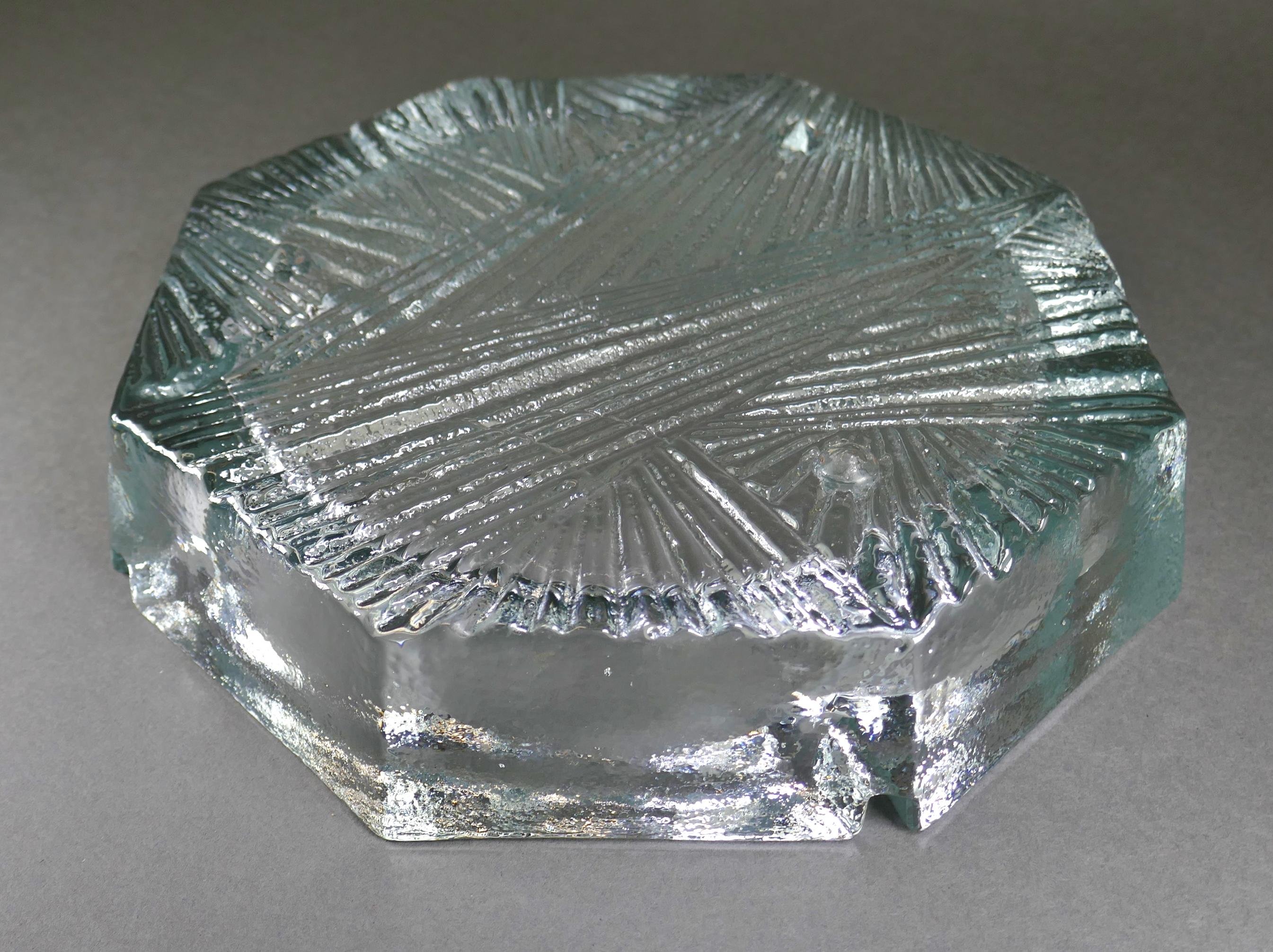 Blenko Glass Table Top Party Lounge Size Ashtray For Sale 4