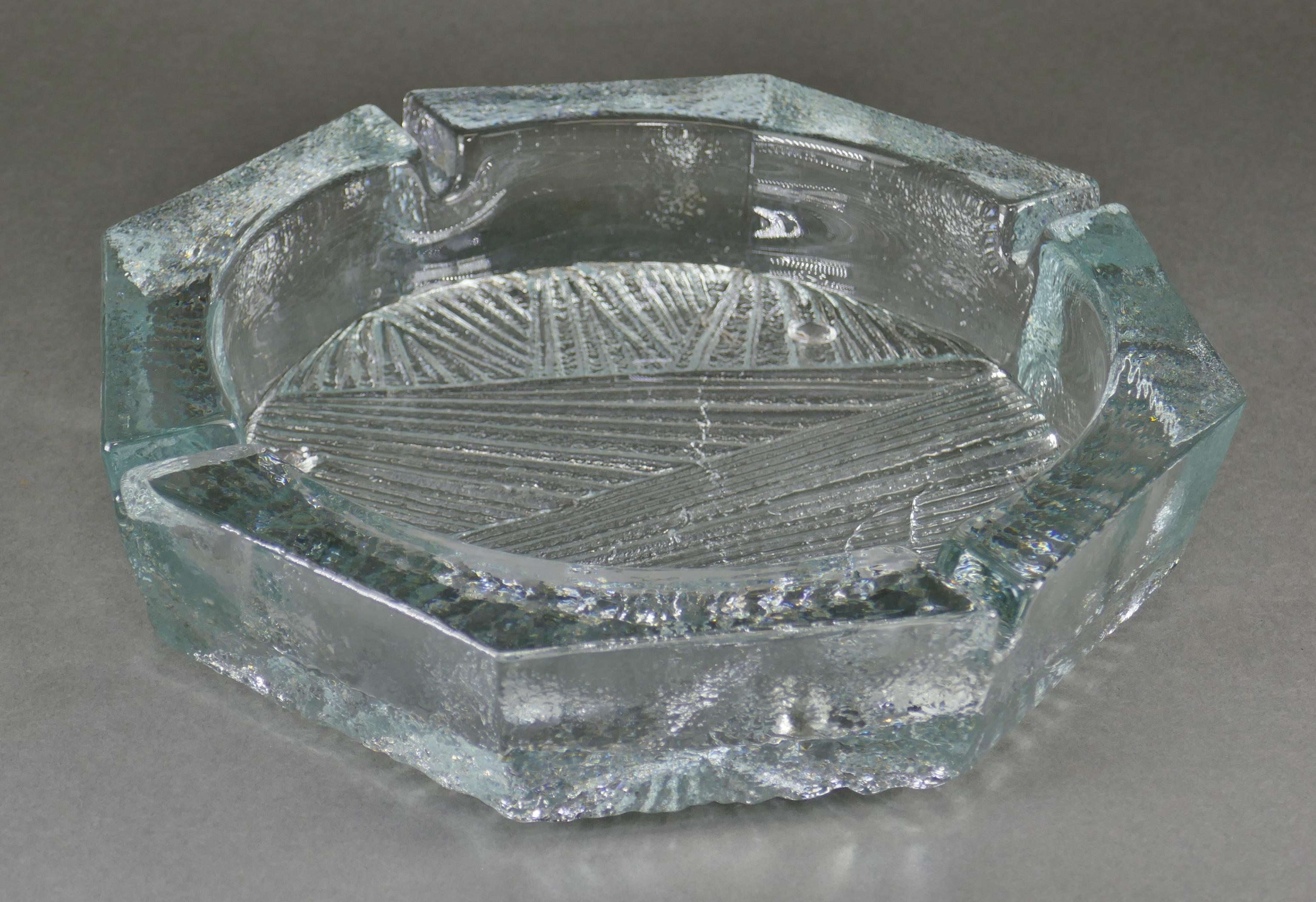 20th Century Blenko Glass Table Top Party Lounge Size Ashtray For Sale