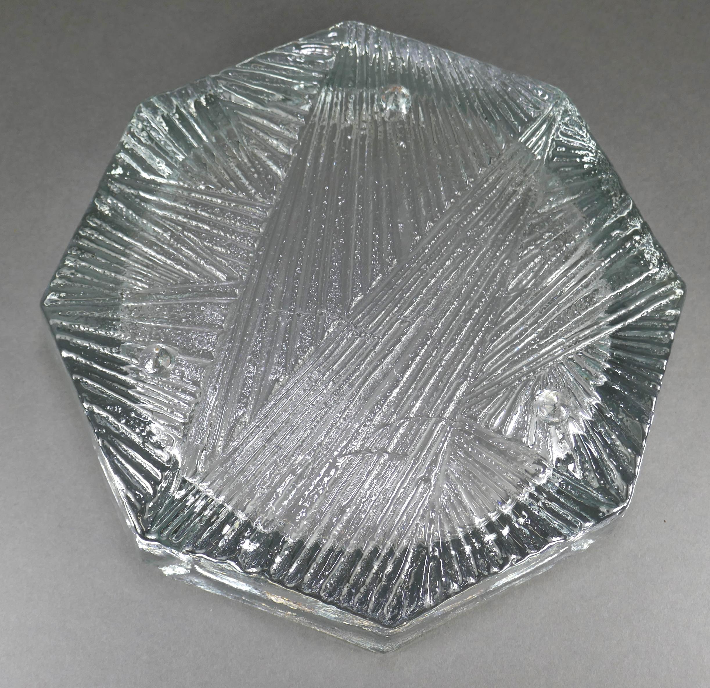 Blenko Glass Table Top Party Lounge Size Ashtray For Sale 2