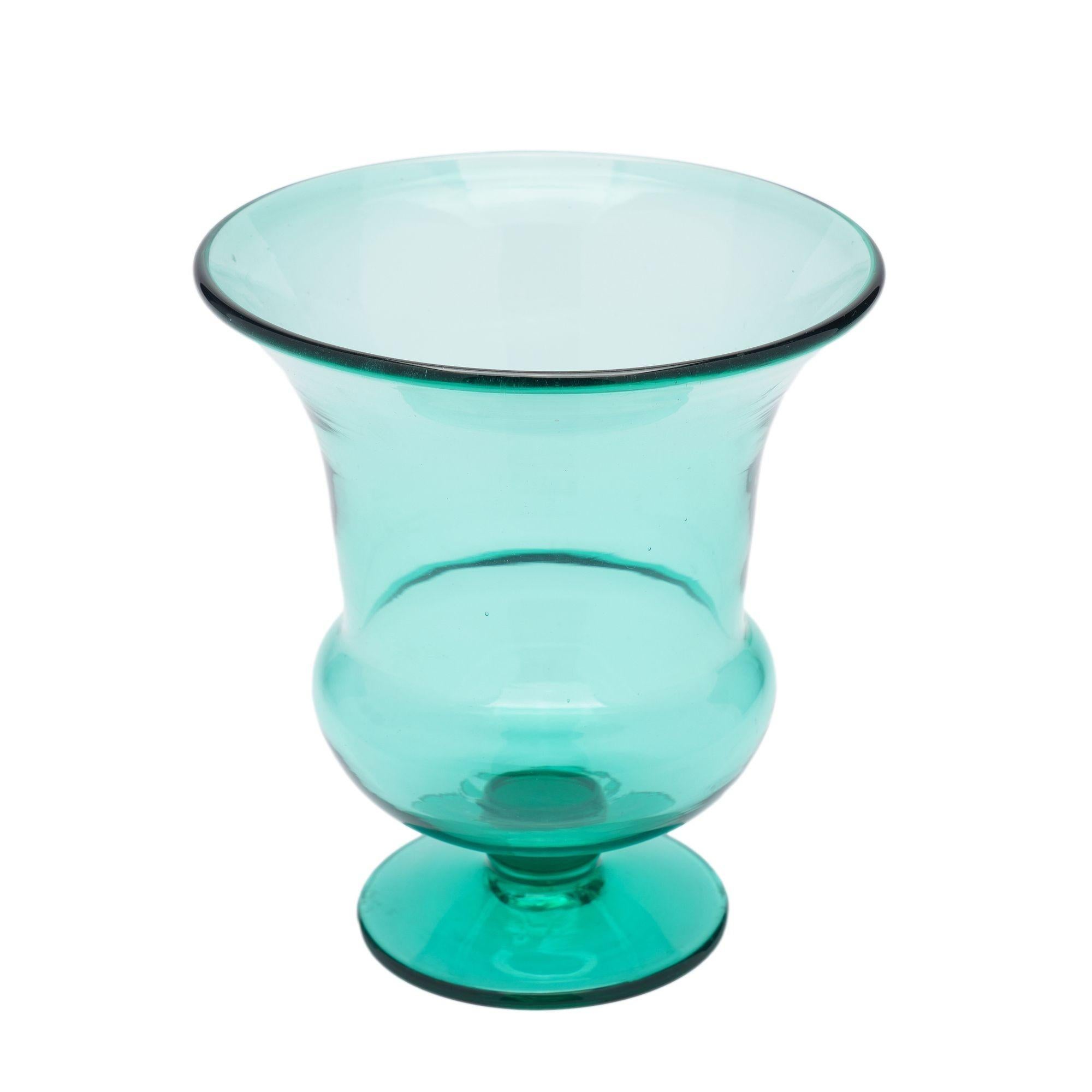 American Blenko green blown glass calyx urn form vase, c. 1950 For Sale