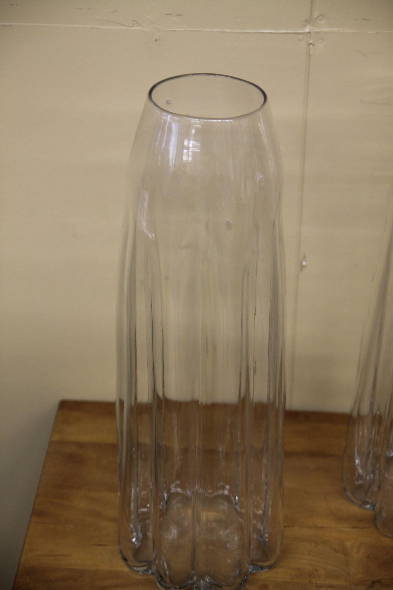 Milieu du XXe siècle Vases surdimensionnés soufflés à la main Blenko en vente