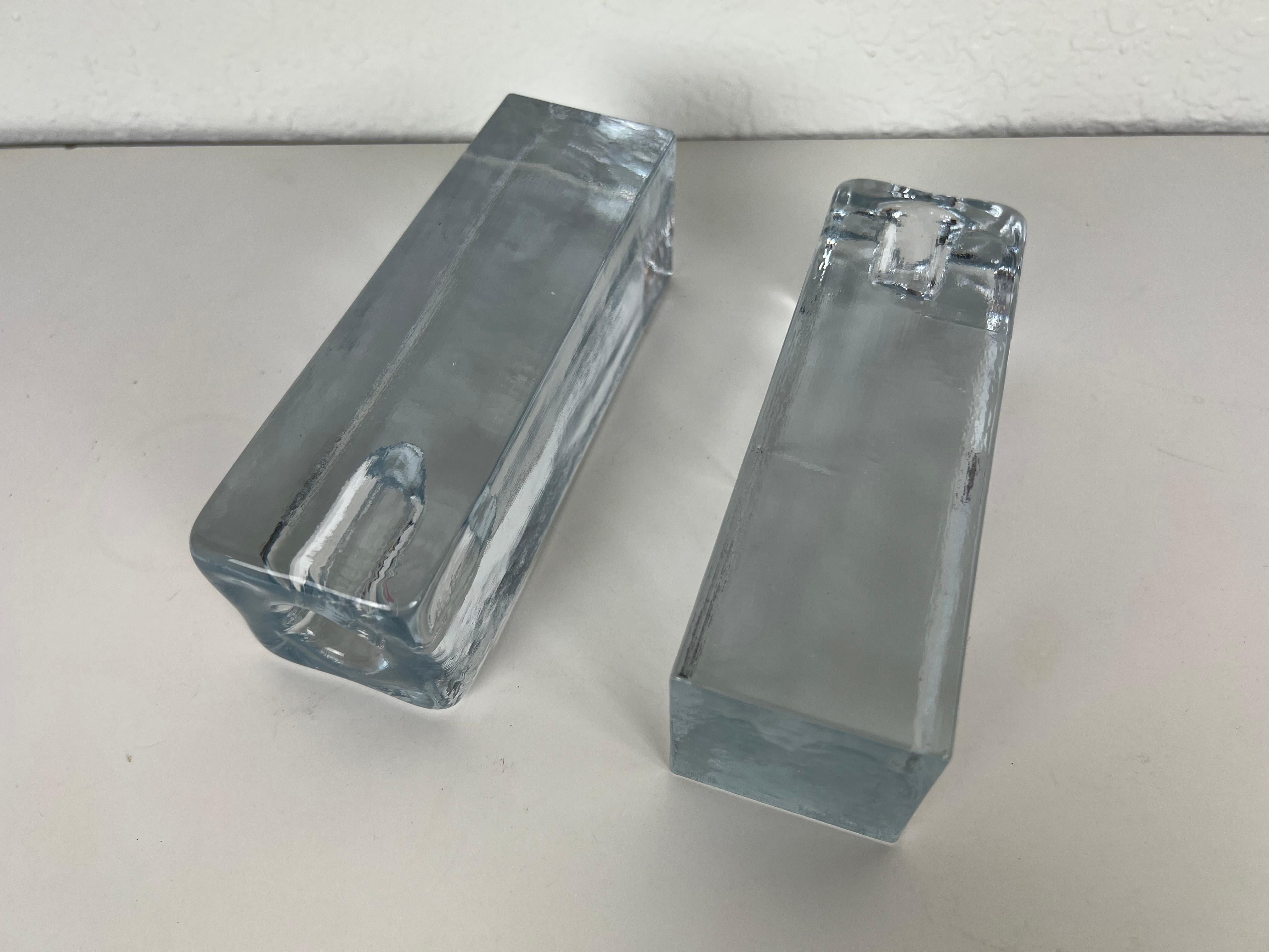 Blenko Ice Cube Pillar Candleholders, a Pair In Excellent Condition For Sale In Fort Lauderdale, FL