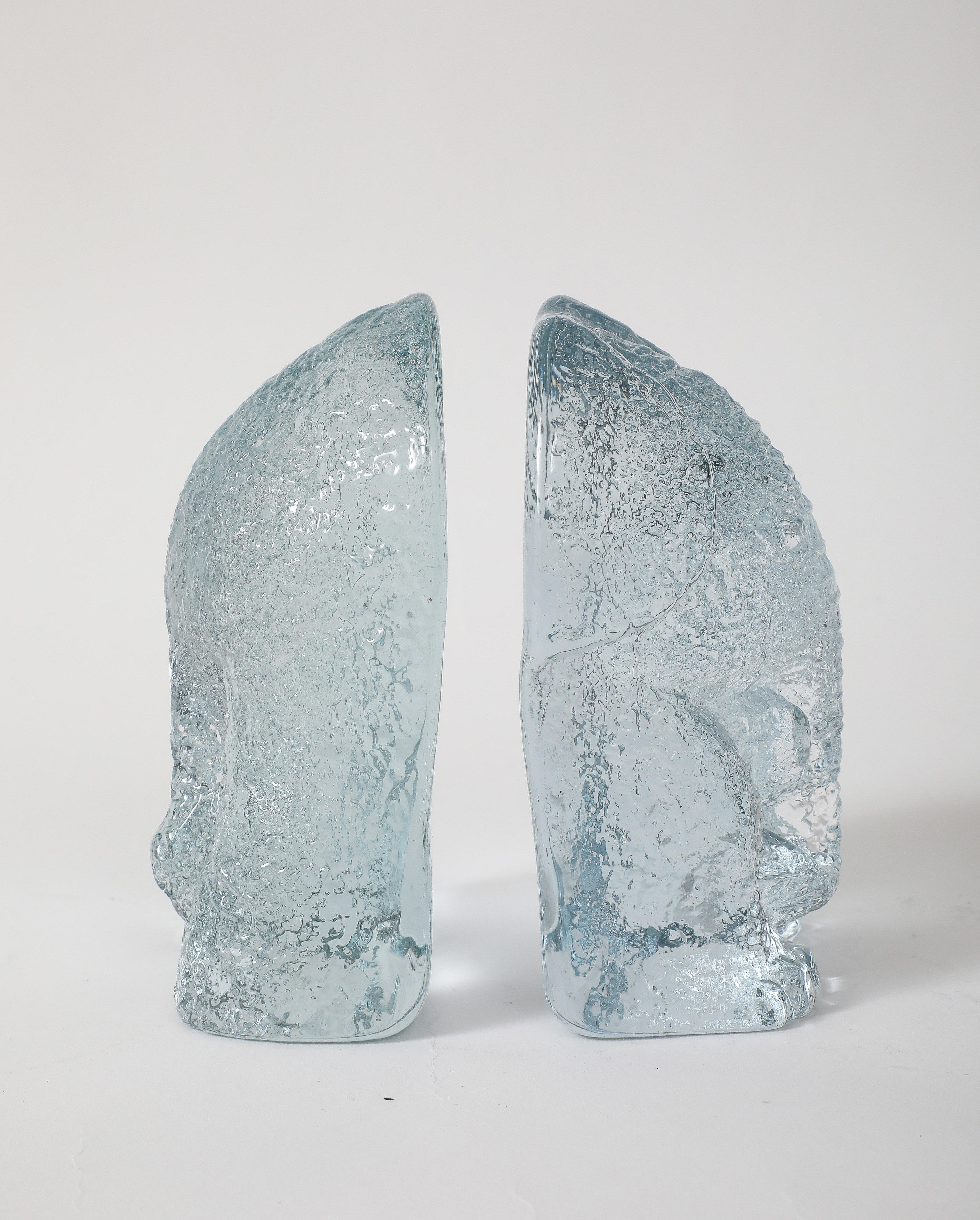 20th Century Blenko Ice Glass Elephant Bookends For Sale