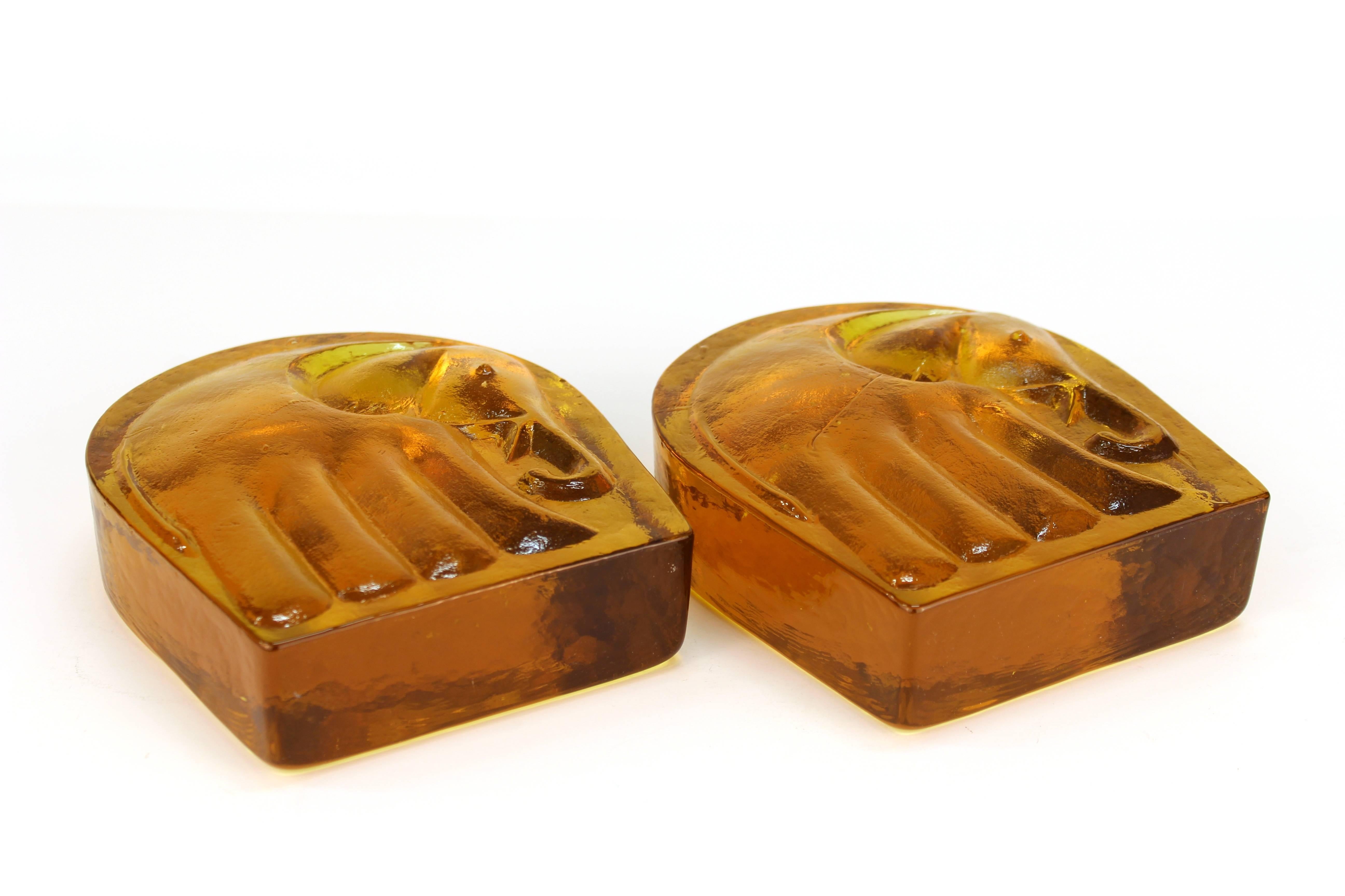Blenko Mid-Century Modern Glass Bookends with Elephant Motif In Good Condition In New York, NY