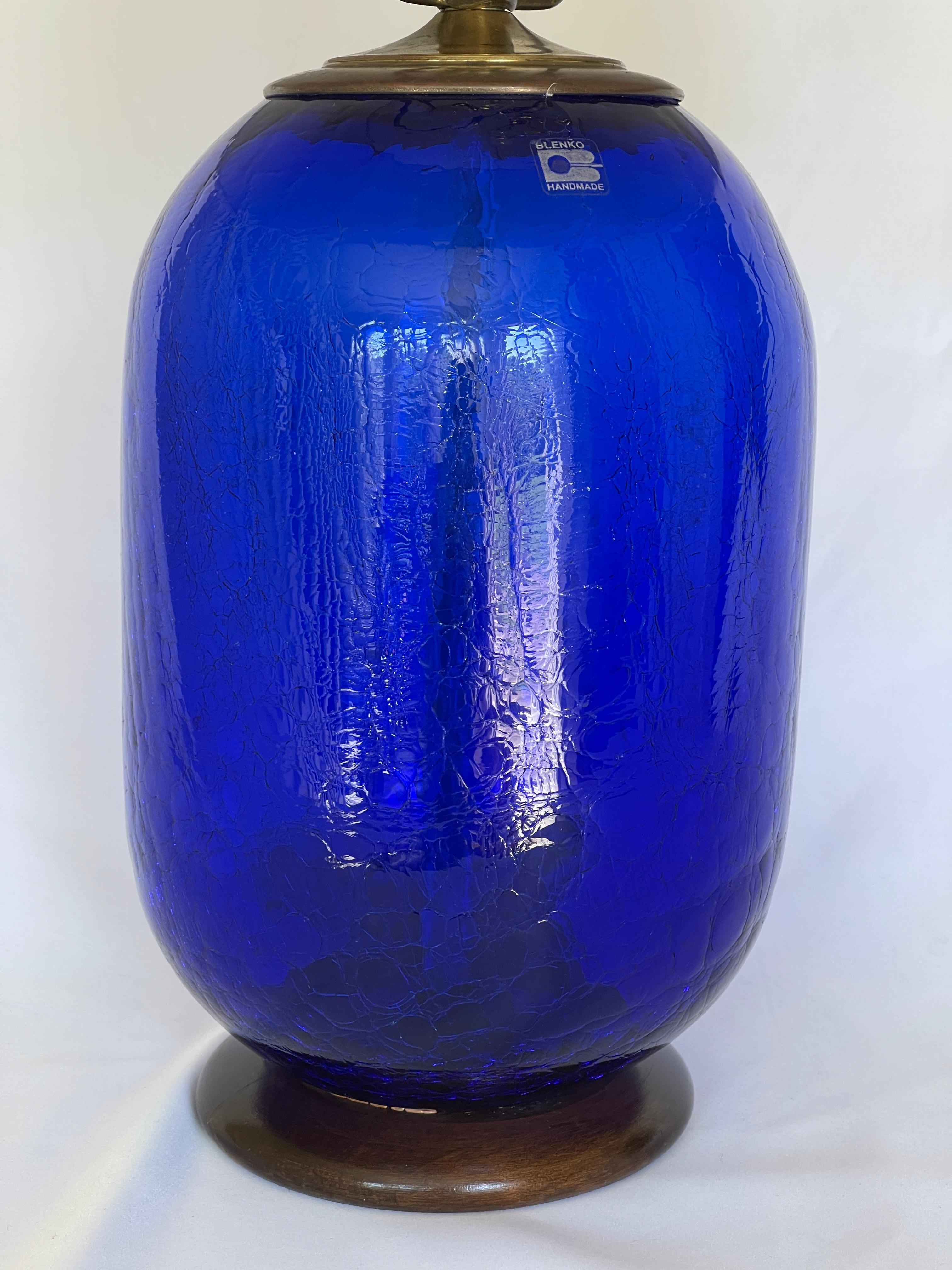 Mid-Century Modern Blenko Signed Blue Crackled Glass Barrel Lamp For Sale