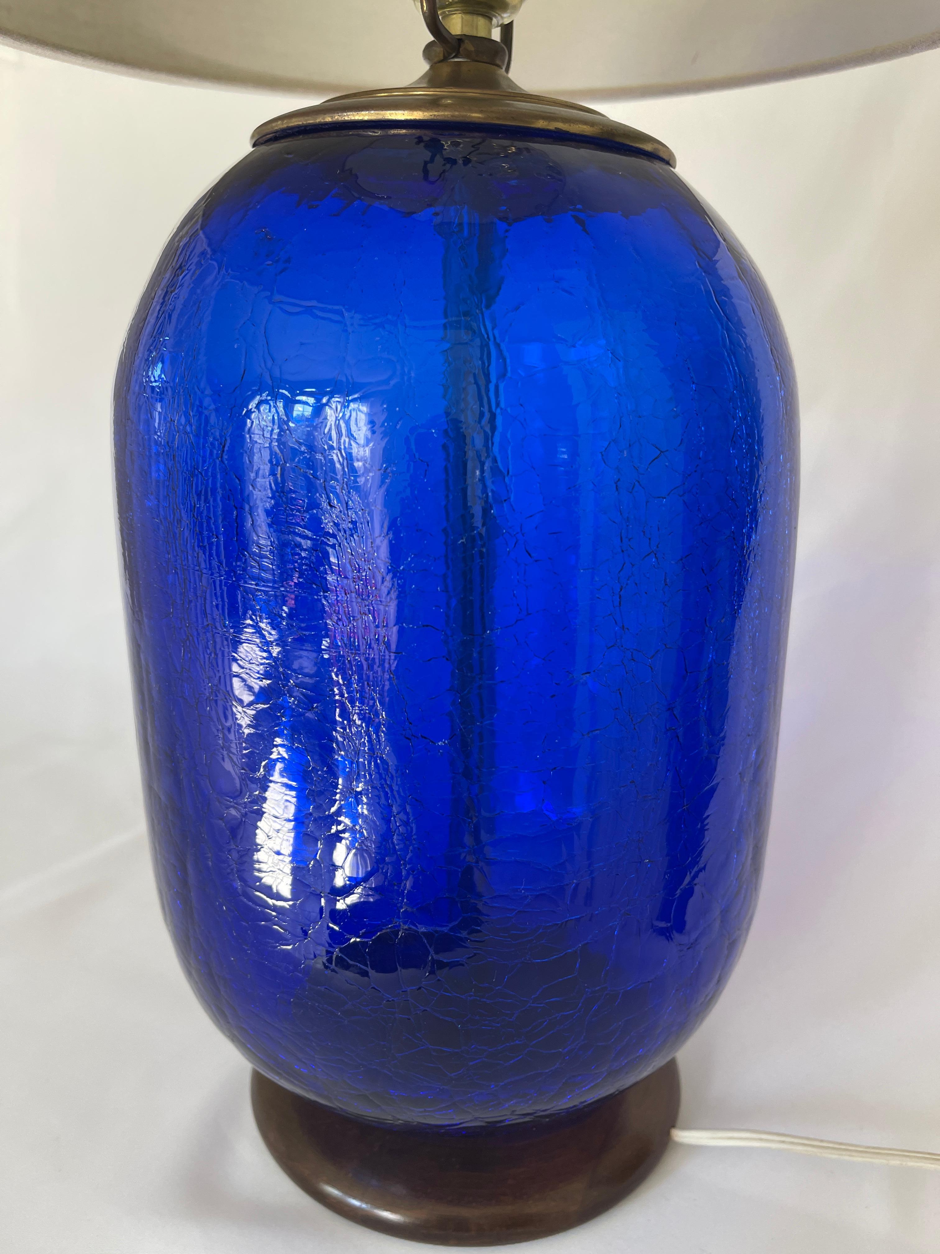 20th Century Blenko Signed Blue Crackled Glass Barrel Lamp For Sale