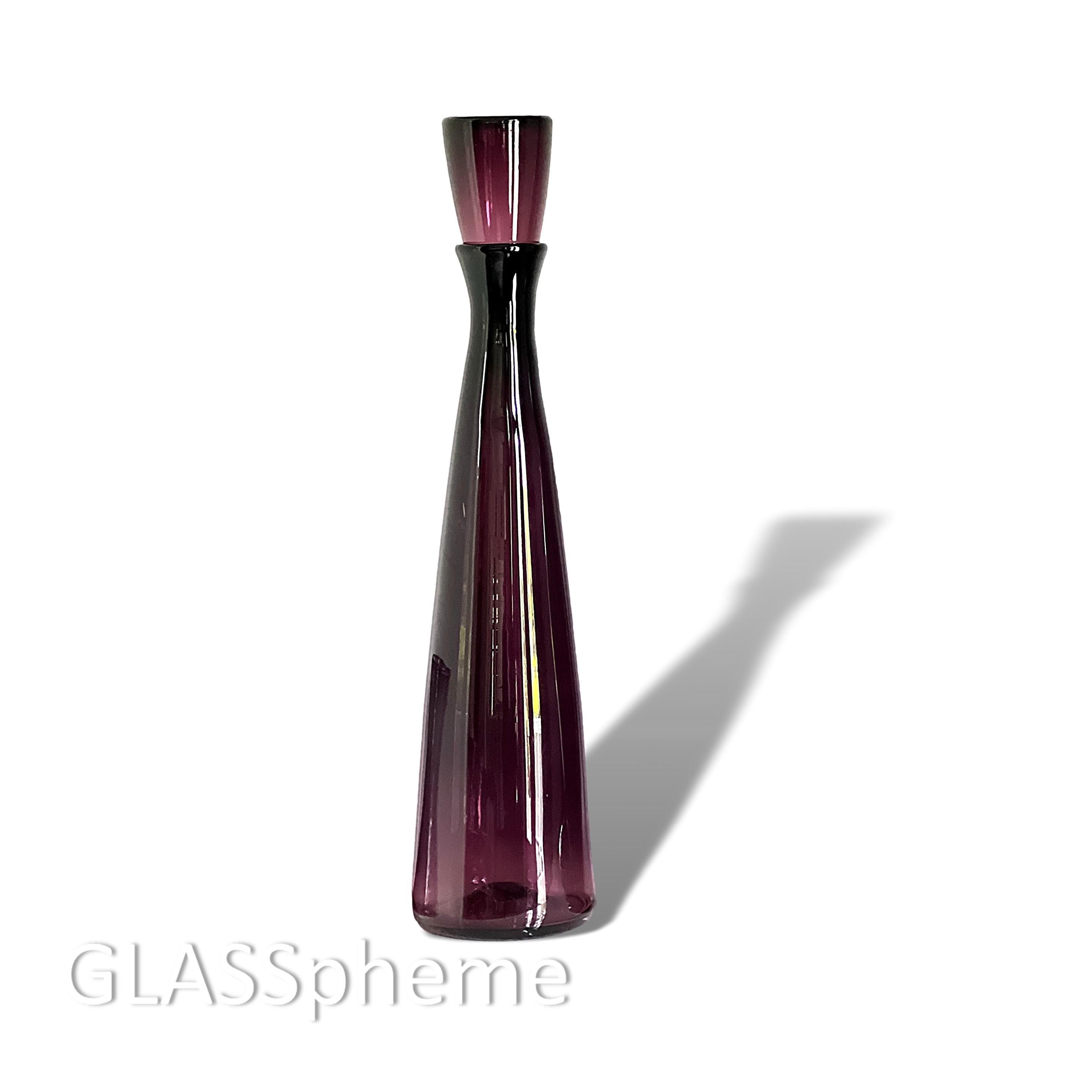 BLENKO Wayne HUSTED Glass Floor  Architectural Decanter in VINEYARD  Purple In Excellent Condition In Huntington, NY