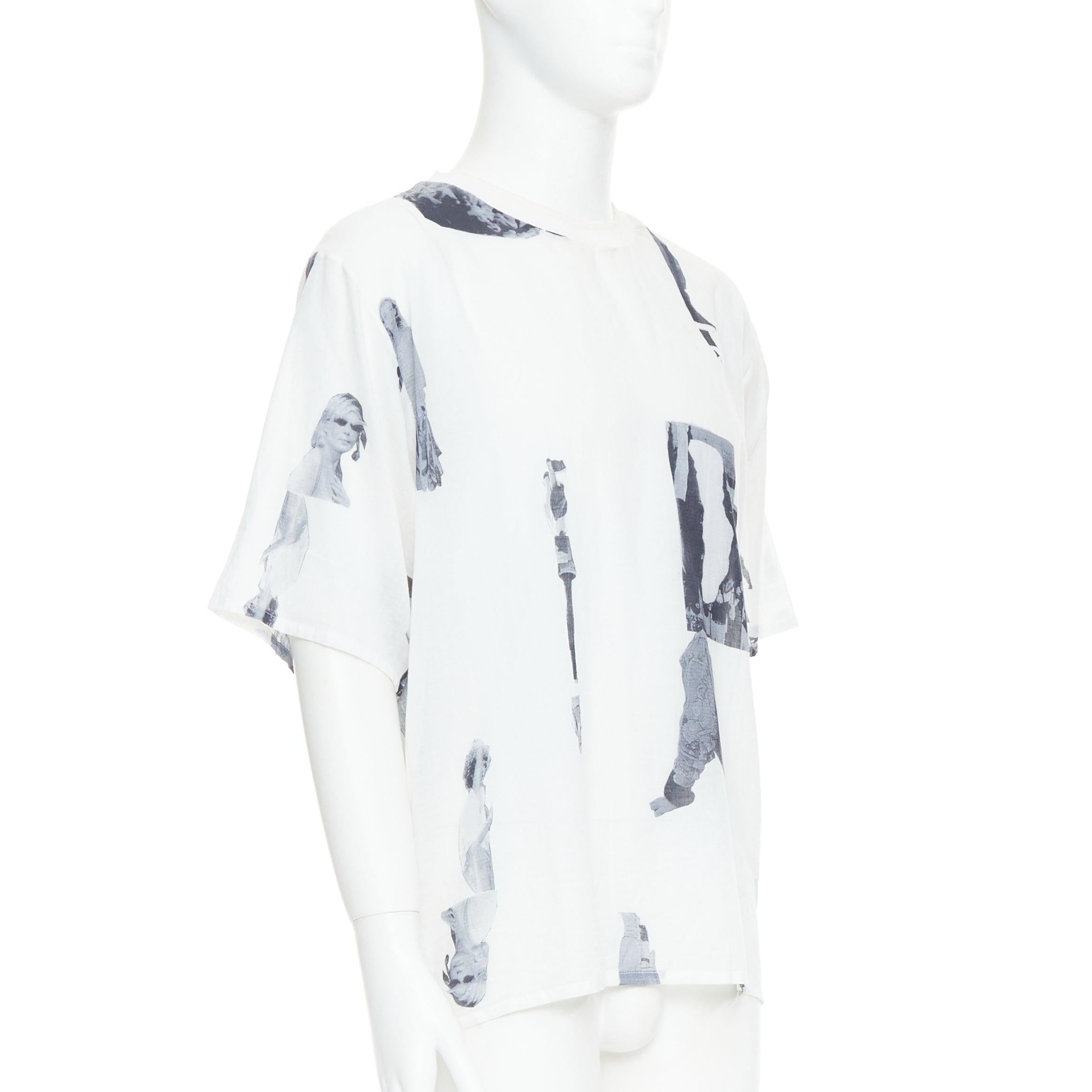 BLESS BERLIN  N31 weiß grau abstrakter Portraitdruck kastenförmiges Top S (Grau) im Angebot