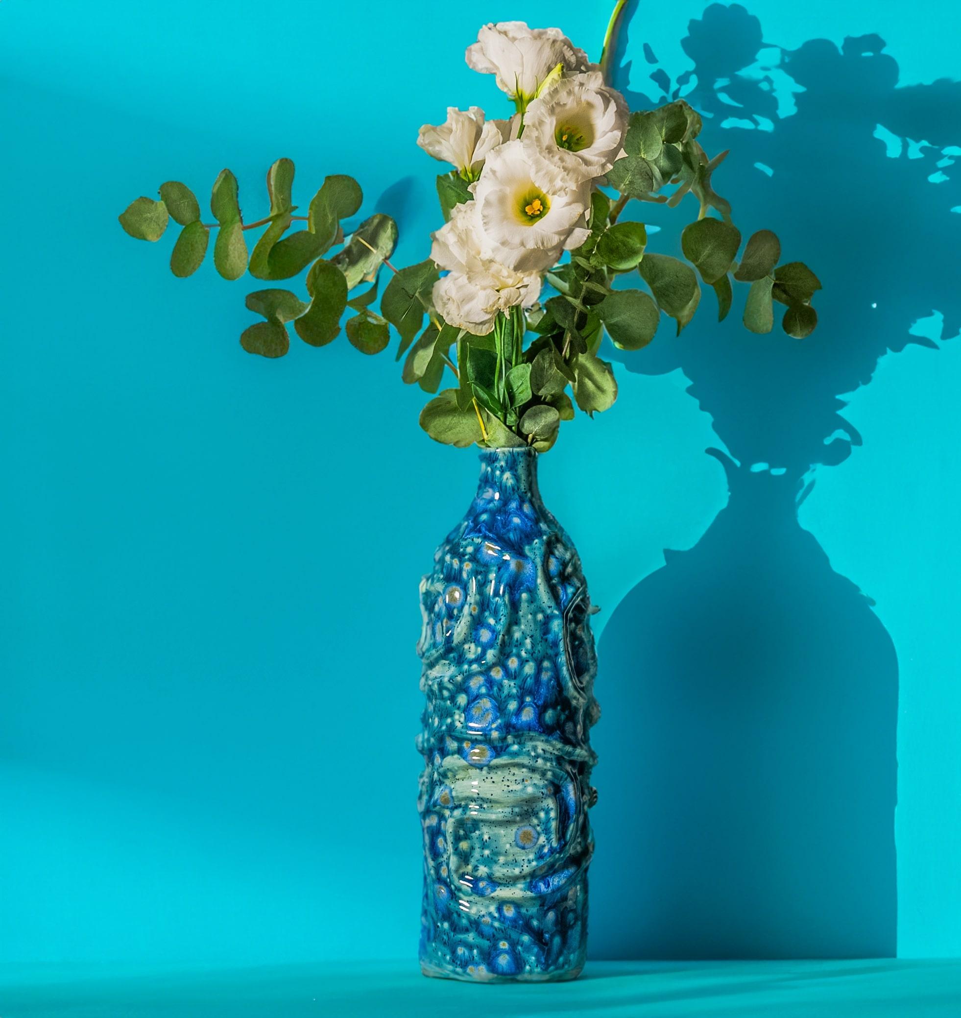 Ceramica Bleue Vase Contemporary  Handmade Ceramic Vase by Busra Ozdemir in vendita