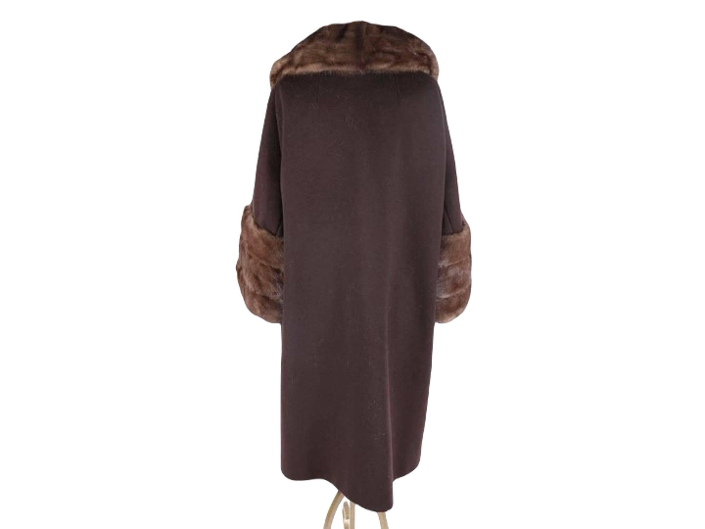 Blin+Blin Custom Couture Mink Fur Fabulous French Vintage Wool Winter Coat 1950s In Excellent Condition For Sale In North Attleboro, MA