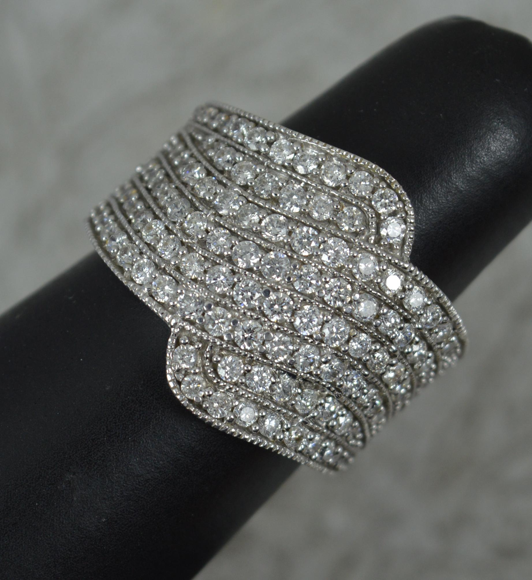 Bling 1.50 Carat Diamond and 18 Carat White Gold Cluster Cocktail Ring For Sale 5
